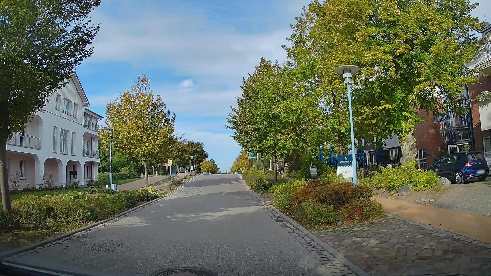 Street view near Mattfeld & Co, Ostseebad Dierhagen — © hendel (CC BY-SA · Mapillary)