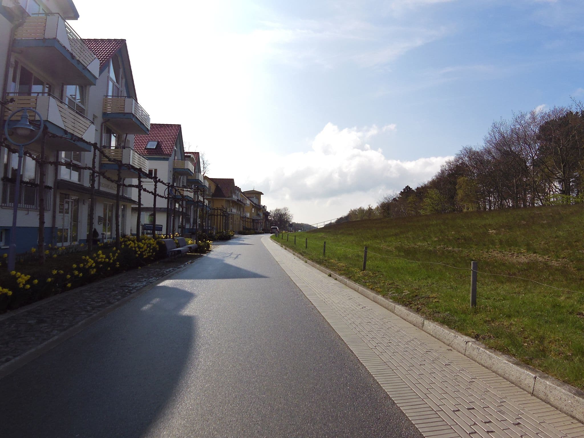Street view near Ferienwohnung Zingst am Strand, Zingst — © zoegglmeyr (CC BY-SA · Mapillary)