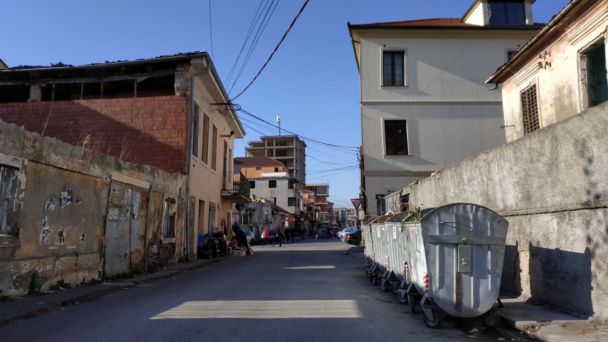 Street view near B Albania Hostel, Shkodër — © eniko (CC BY-SA · Mapillary)