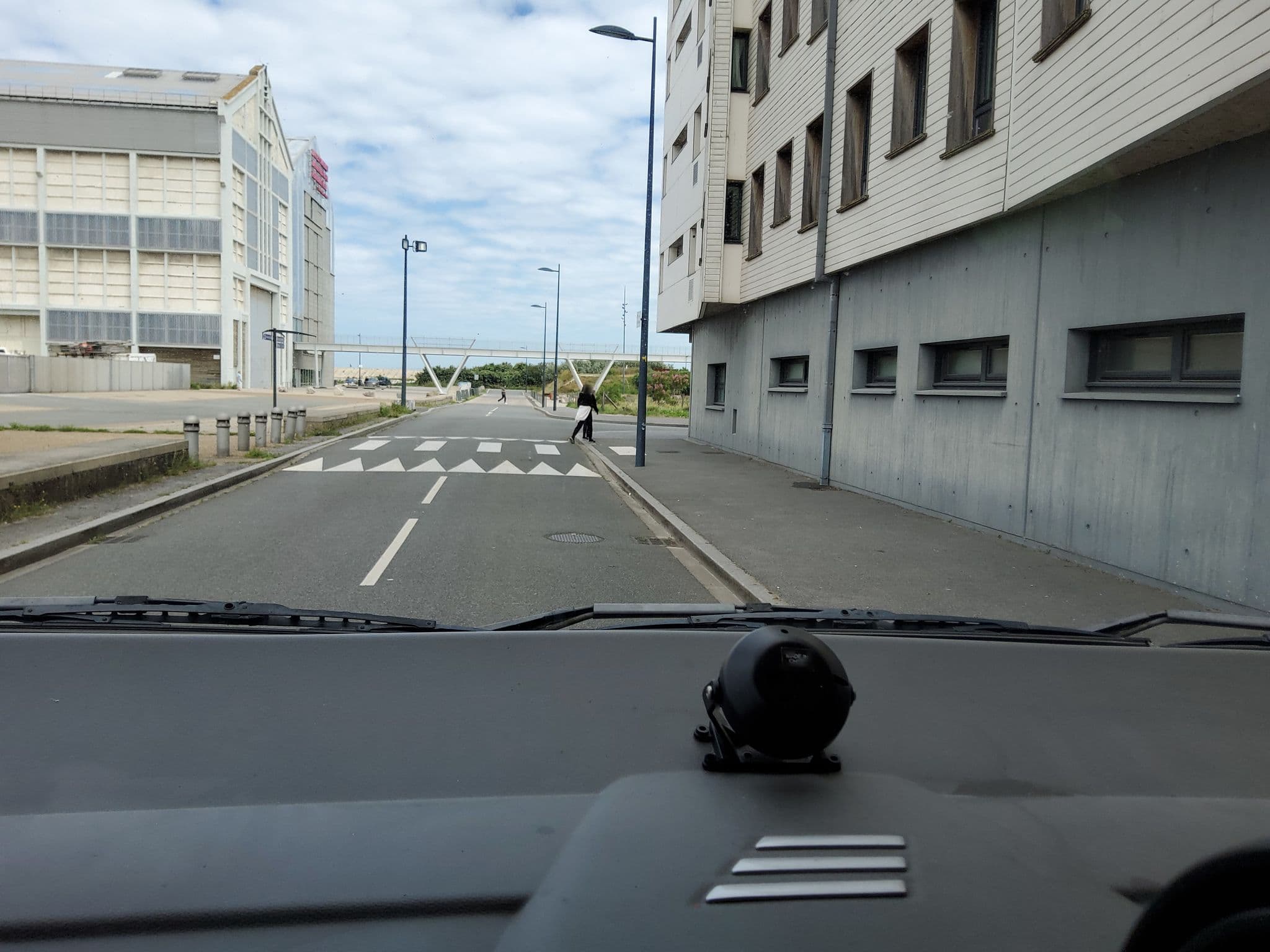 Street view near Auberge de Jeunesse l'Escale, Dunkirk — © bernardvoyageur (CC BY-SA · Mapillary)