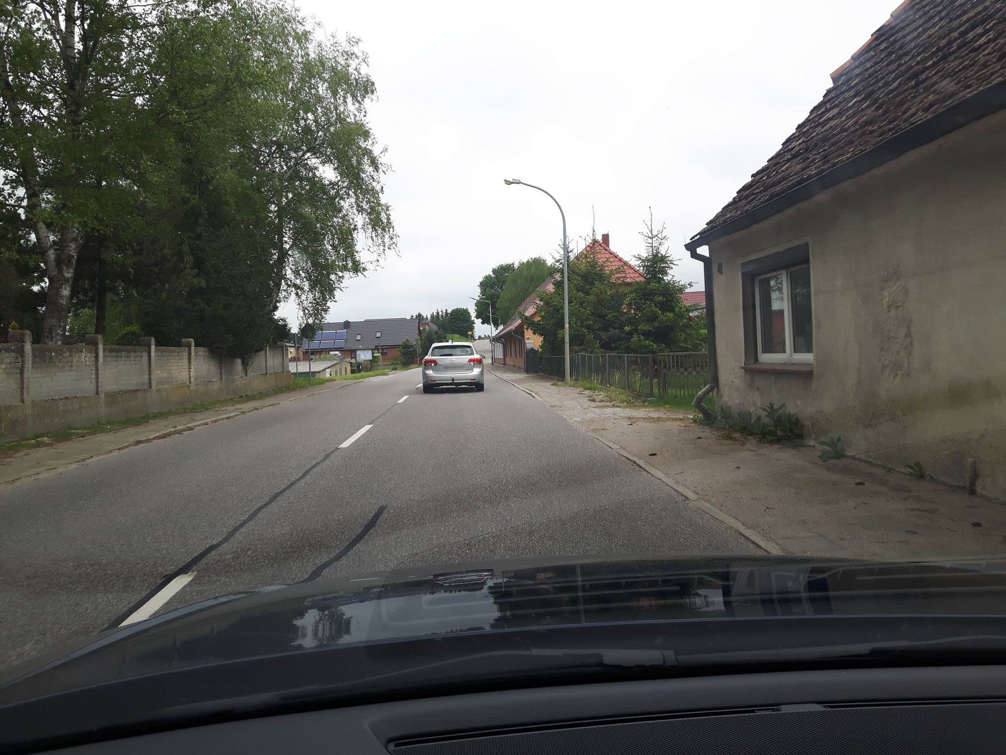 Street view near Gasthaus Zur Erbmühle, Jördenstorf — © changchun1 (CC BY-SA · Mapillary)