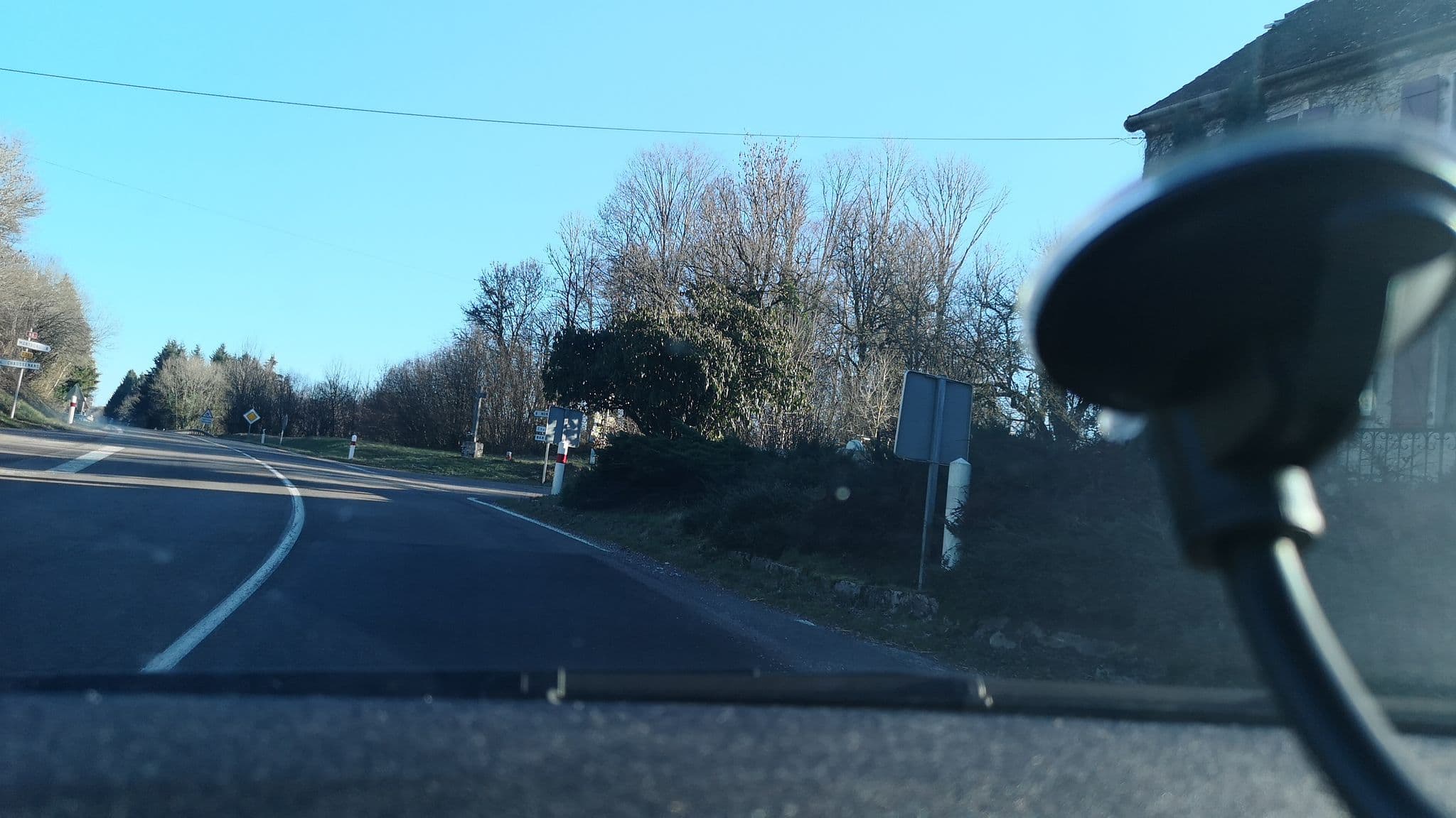 Street view near Maison Zugno, Poligny — © globeur (CC BY-SA · Mapillary)