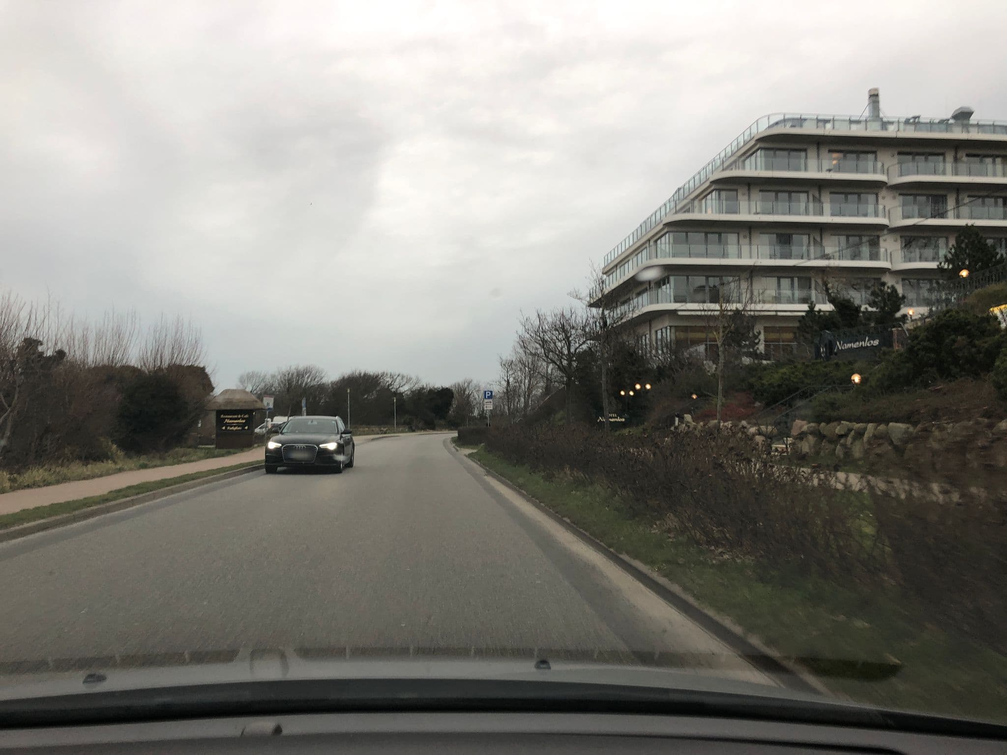 Street view near Hotel Ahrenshooper Hof GmbH & Co, Born — © bejotel (CC BY-SA · Mapillary)