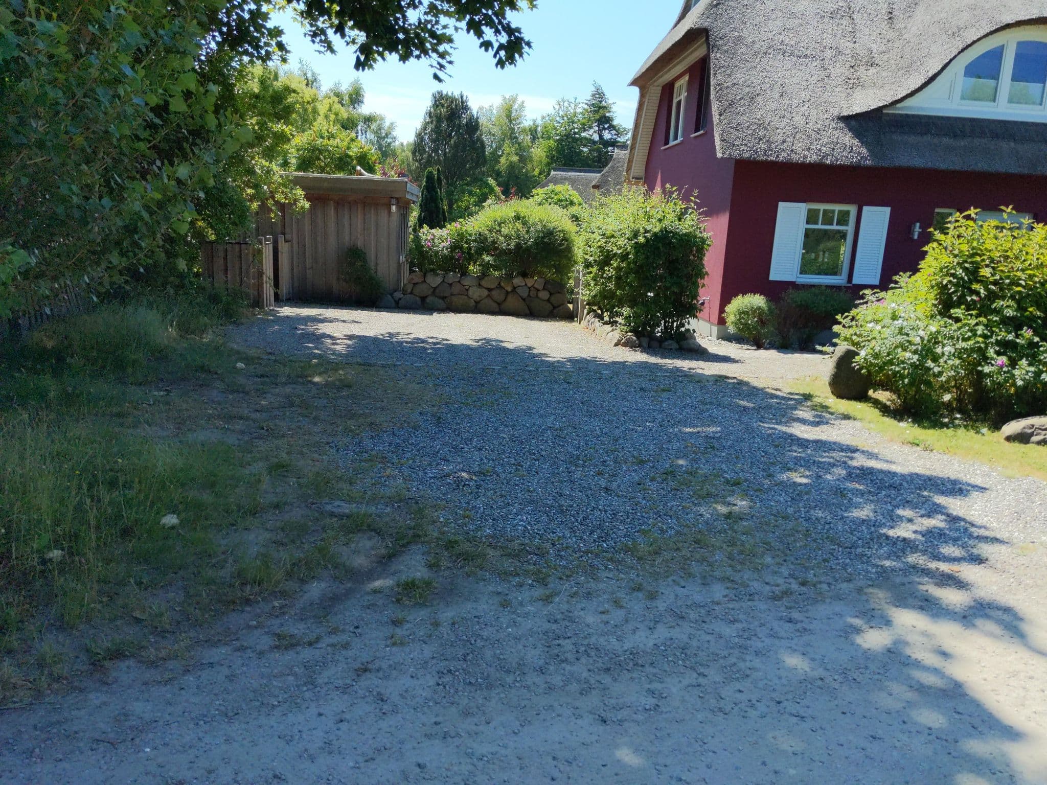 Street view near Ferienhaus Traumzeit, Born — © jeje16j (CC BY-SA · Mapillary)