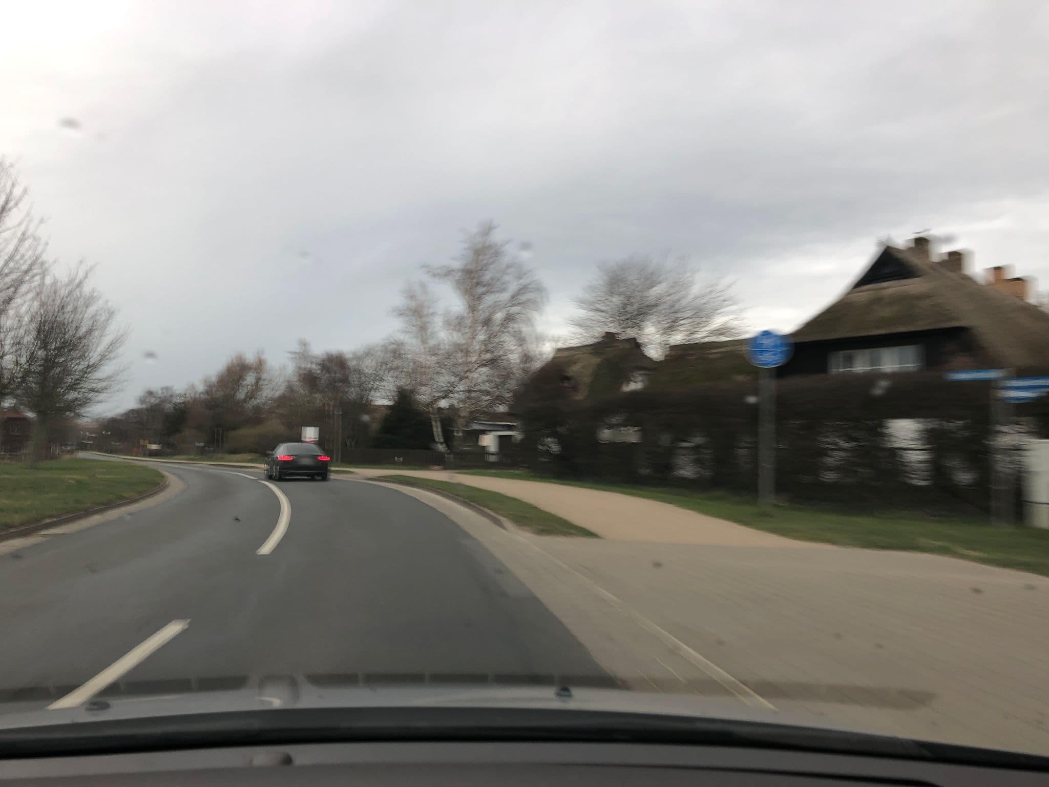 Street view near Landhaus Fulge Ahrenshoop, Born — © bejotel (CC BY-SA · Mapillary)
