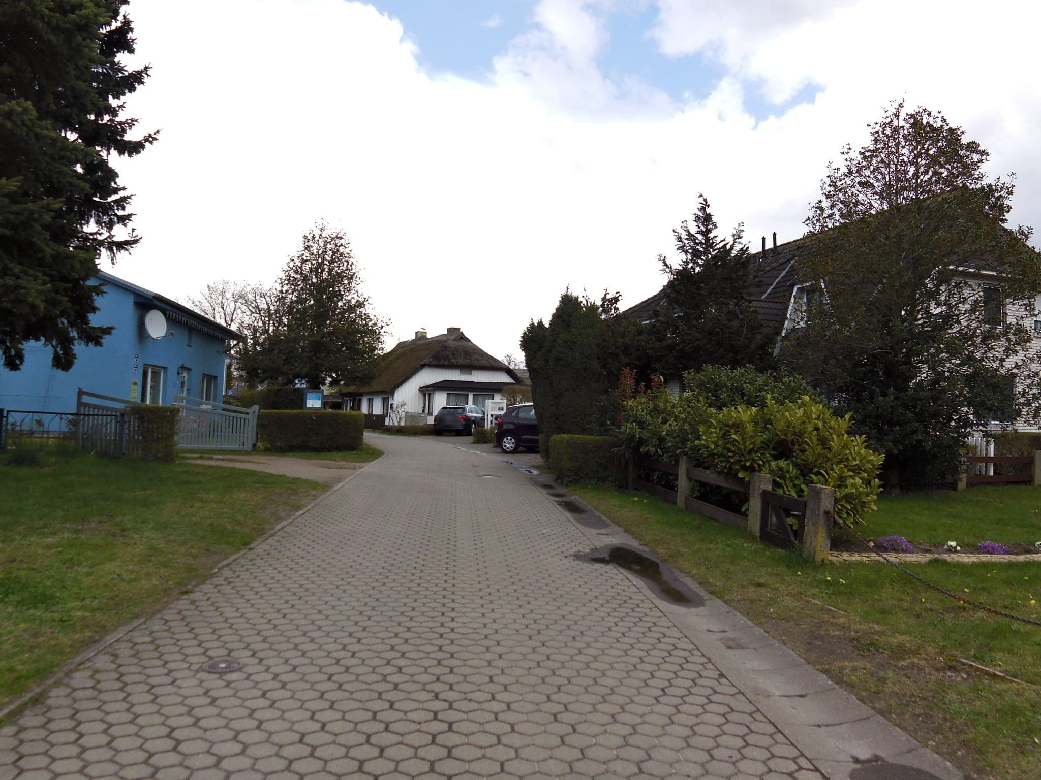 Street view near Zimmeragentur "Darß - Fischland", Born — © zoegglmeyr (CC BY-SA · Mapillary)