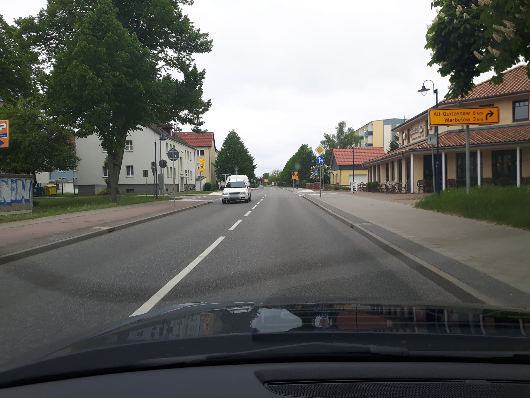 Street view near Hotel Nudel Oper, Gnoien — © changchun1 (CC BY-SA · Mapillary)
