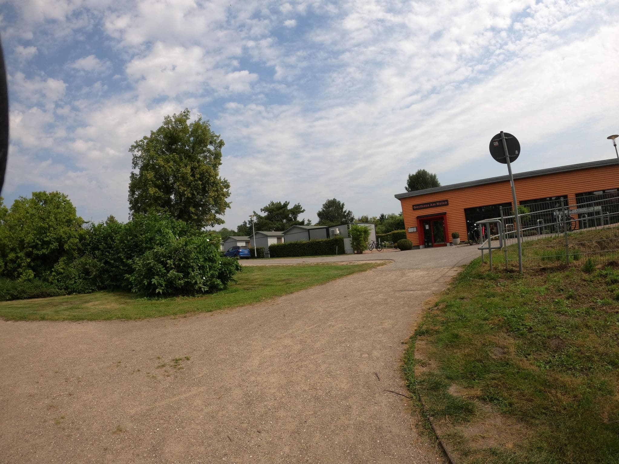Street view near Roman Orlowski C und R Orlowski, Neukalen — © masterofnoroad (CC BY-SA · Mapillary)
