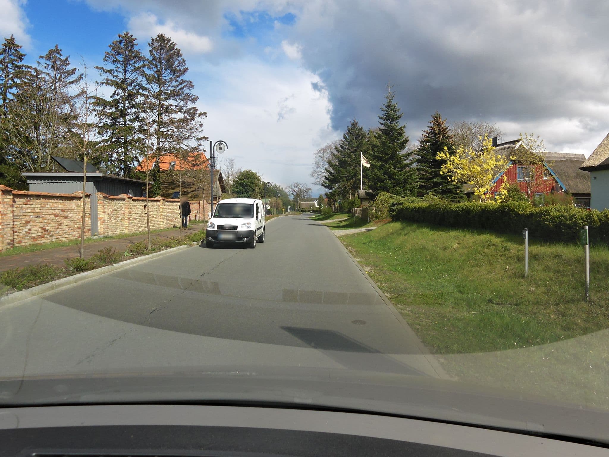Street view near Quartier 25, Born — © zoegglmeyr (CC BY-SA · Mapillary)