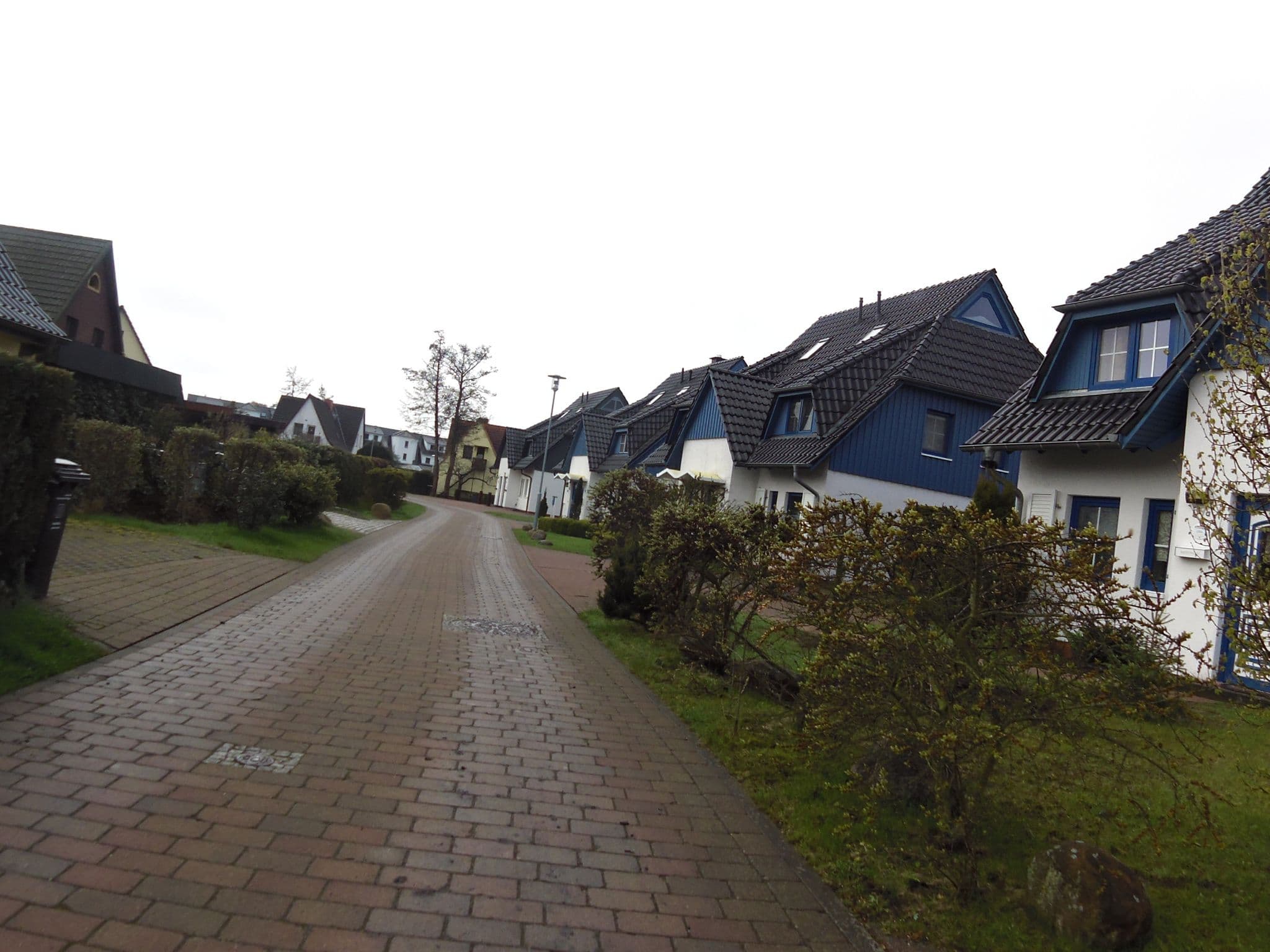 Street view near Mensendiek, Anita, App, Zingst — © zoegglmeyr (CC BY-SA · Mapillary)