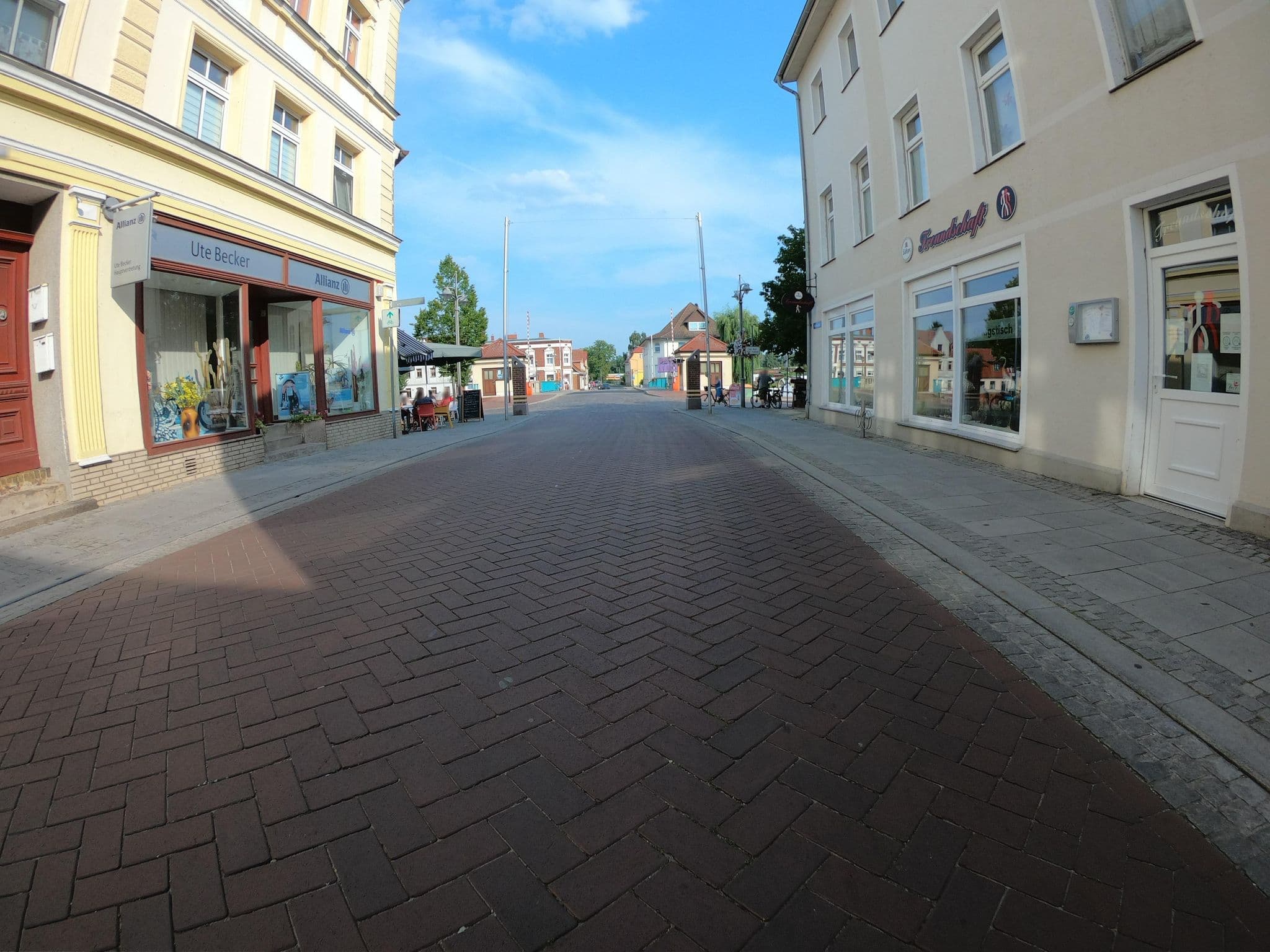 Street view near Ferienwohnung Ueckermünde VORP 2131, Ueckermünde — © masterofnoroad (CC BY-SA · Mapillary)