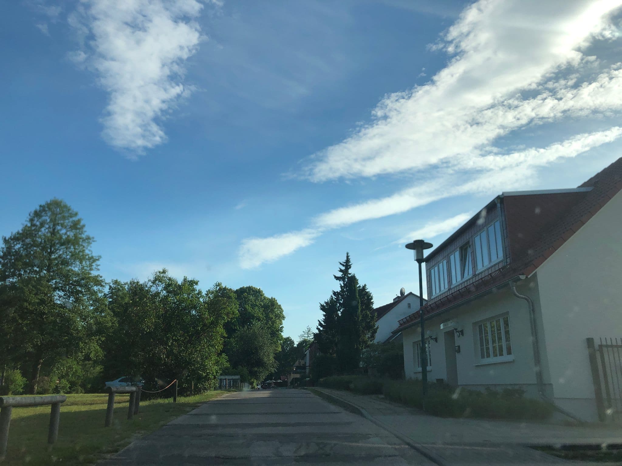 Street view near Pension am Werbellinkanal, Joachimsthal — © holgerd (CC BY-SA · Mapillary)