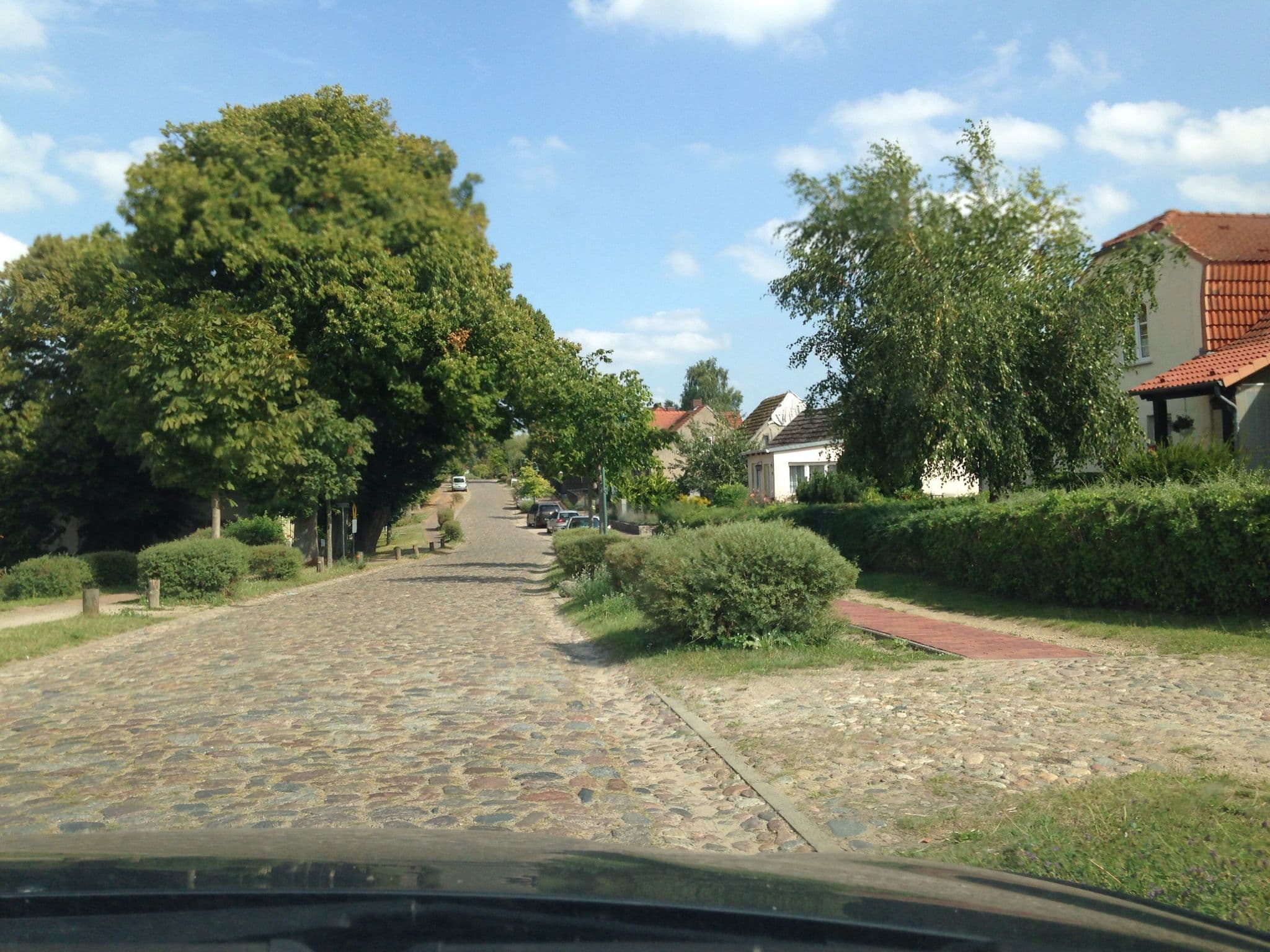 Street view near Campingplatz am Carwitzer See klein & fein Antje Rost GmbH, Lychen — © stephi2205 (CC BY-SA · Mapillary)