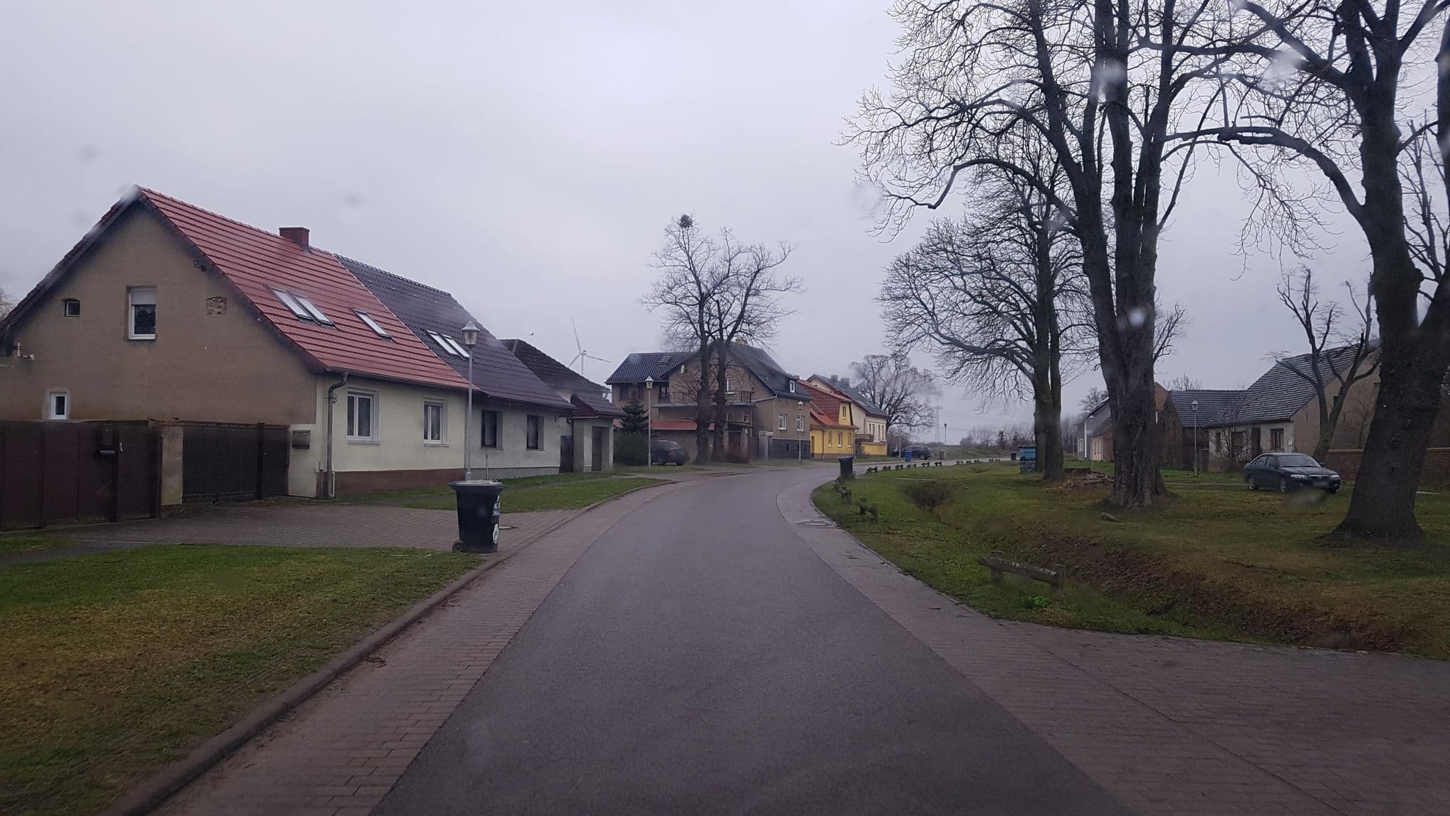 Street view near Grundmann Pension Lindenhof, Zehdenick — © dsmm (CC BY-SA · Mapillary)