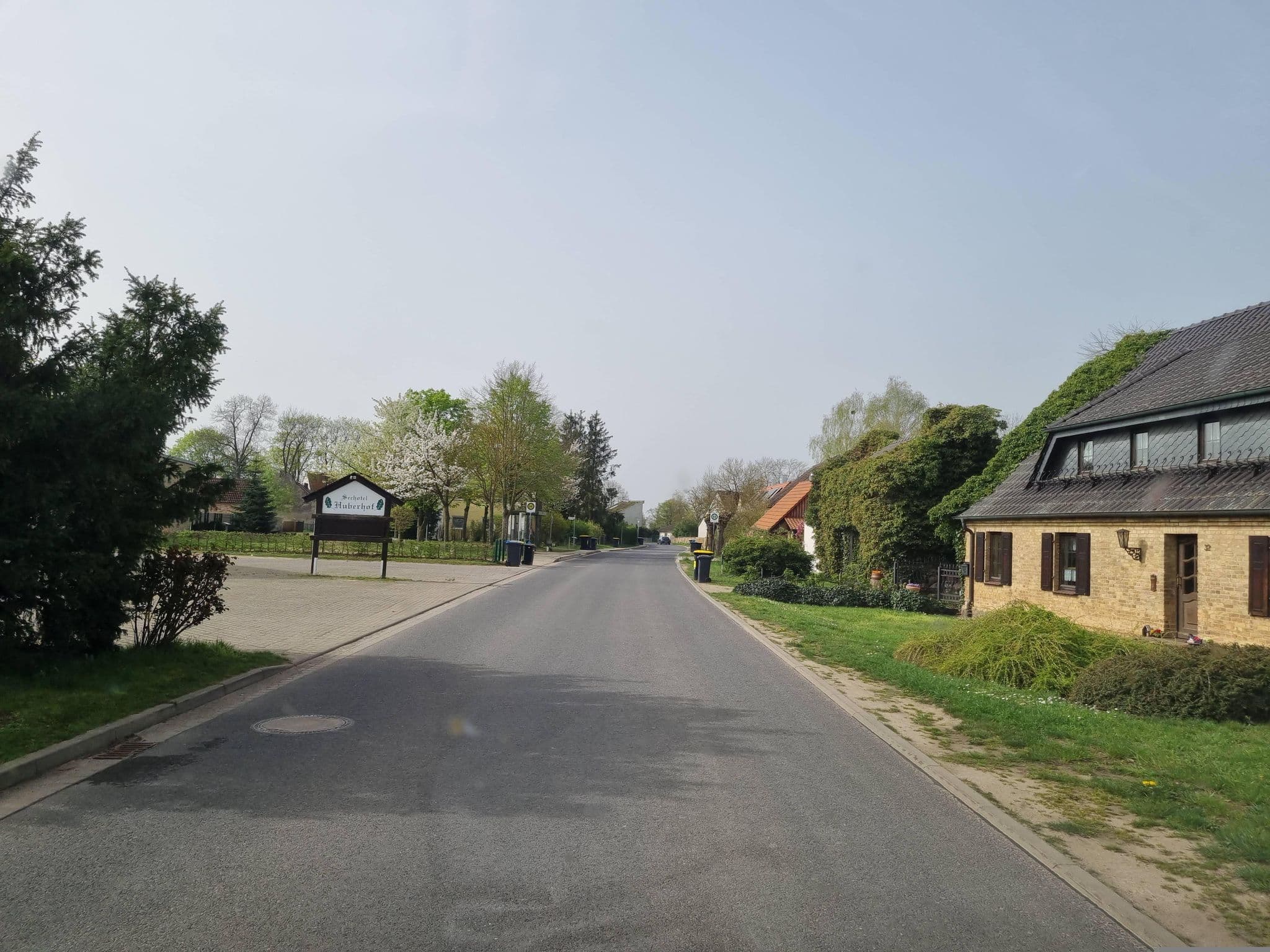 Street view near Ferienhaus „Forsthaus“, Gramzow — © dsmm (CC BY-SA · Mapillary)