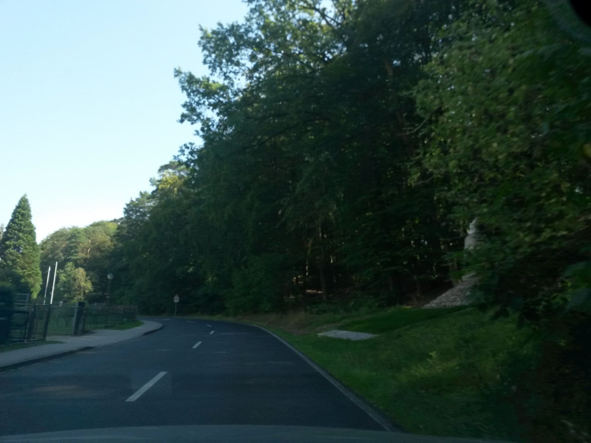 Street view near Ferienwohnungen am Werbellinsee, Joachimsthal — © rausk (CC BY-SA · Mapillary)