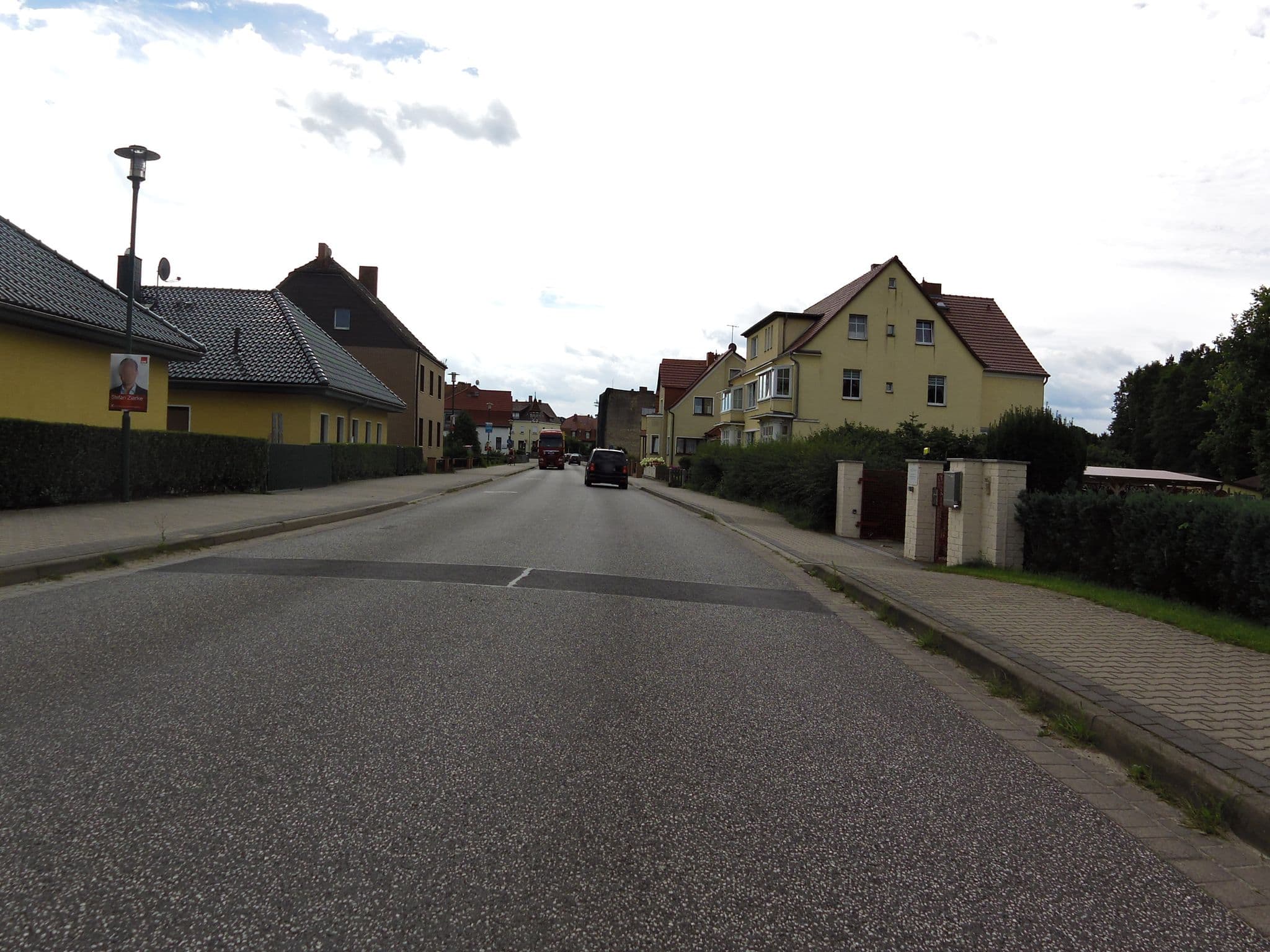 Street view near mein.lychen, Lychen — © zoegglmeyr (CC BY-SA · Mapillary)