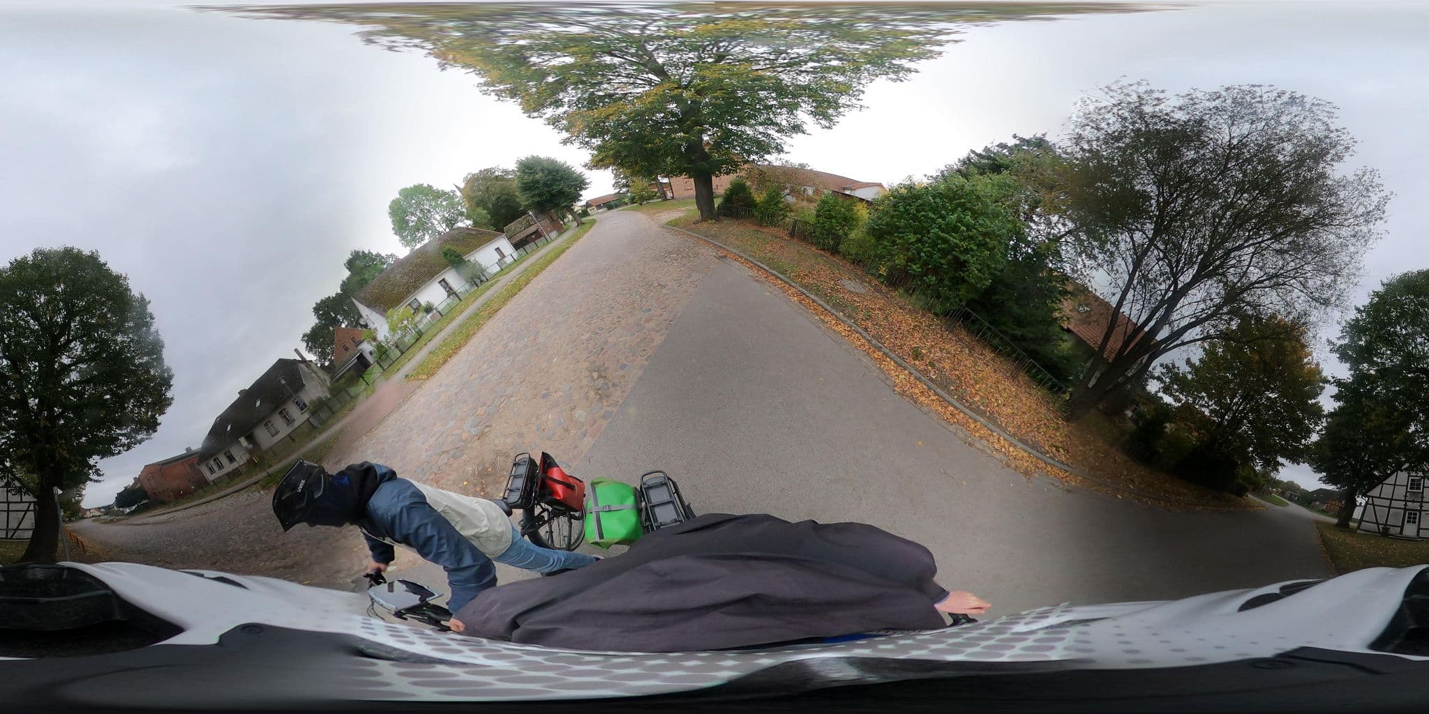 Street view near Jugendbegegnungsstätte Plöwen, Brüssow — © Mobilitaetswerk (CC BY-SA · Mapillary)