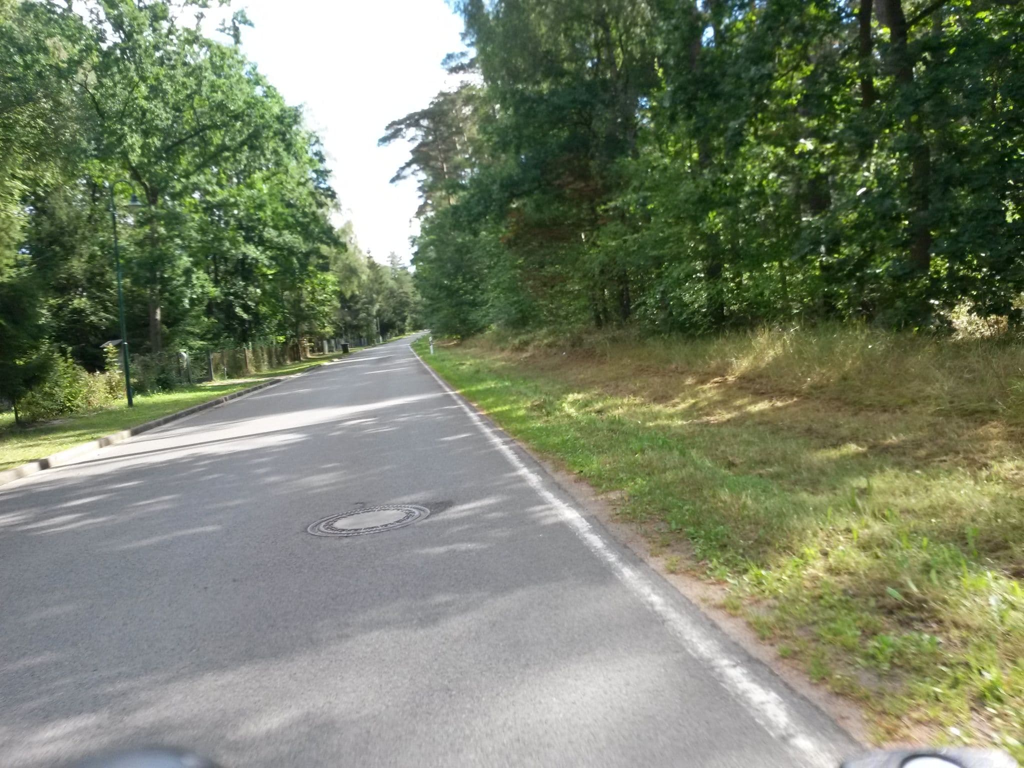 Street view near Ferienhaeuser Warthe UCK 590, Templin — © rausk (CC BY-SA · Mapillary)