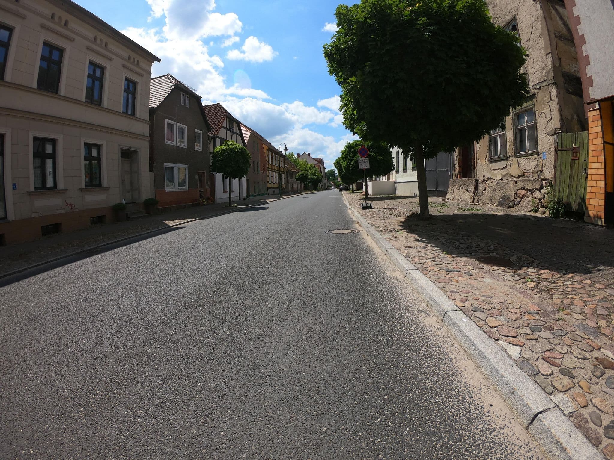 Street view near Alter Bahnhof Oderberg-Bralitz, Oderberg — © masterofnoroad (CC BY-SA · Mapillary)