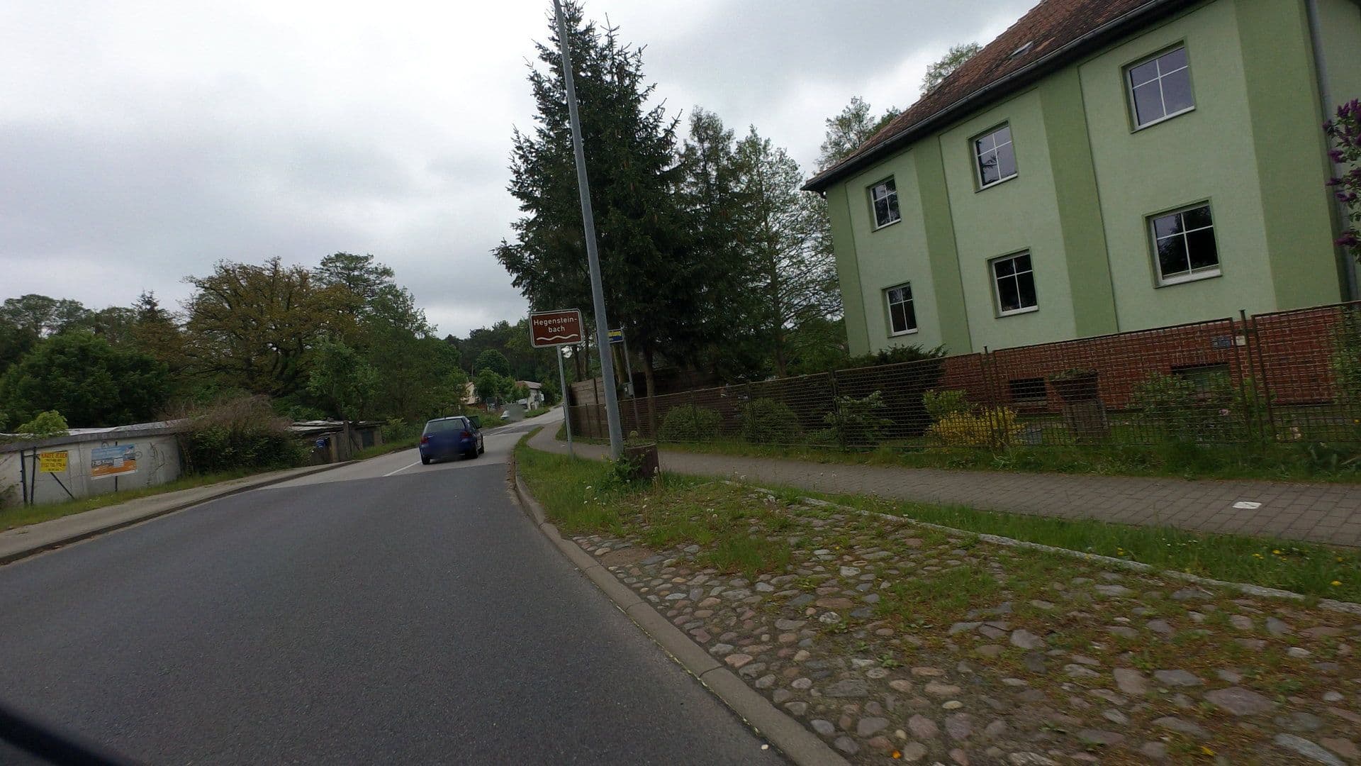 Street view near Ferien am Hegensteinbach, Fürstenberg — © moenk (CC BY-SA · Mapillary)