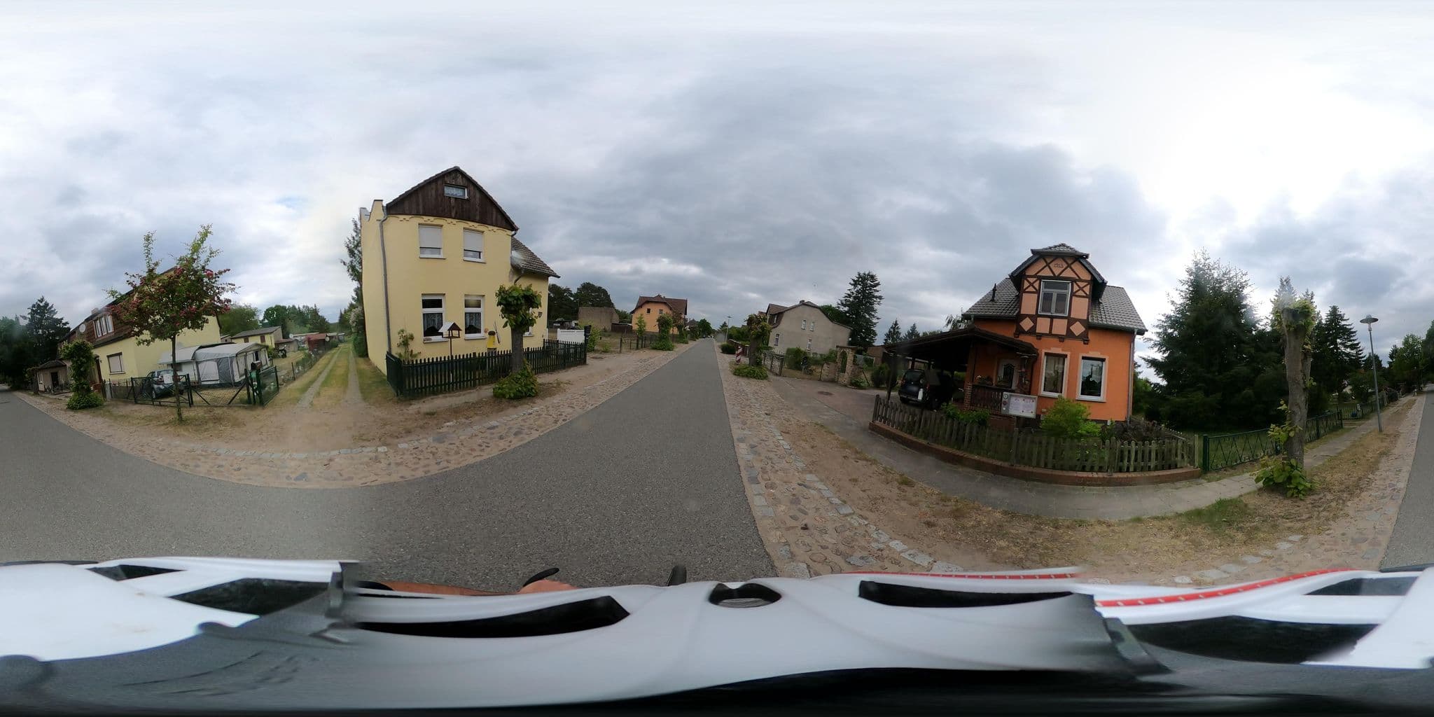 Street view near Ferienwohnungen Obstwiese & Sonnenschein, Fürstenberg — © Oderradler (CC BY-SA · Mapillary)