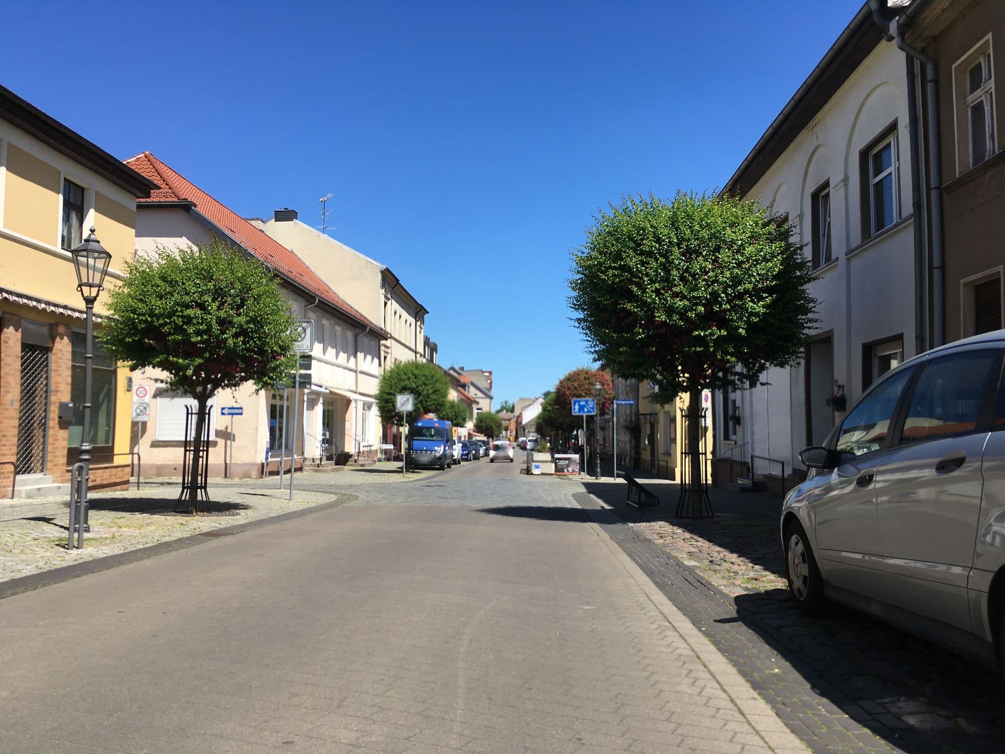Street view near Pension Vaterland, Zehdenick — © carlheinz (CC BY-SA · Mapillary)
