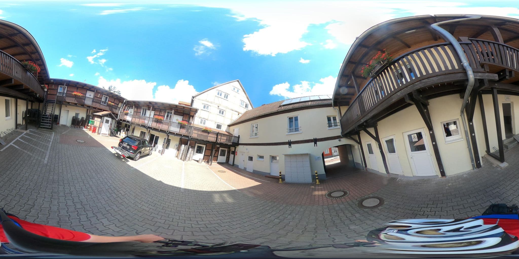 Street view near Hotel am Markt & Brauhaus Stadtkrug, Ueckermünde — © Ameba (CC BY-SA · Mapillary)