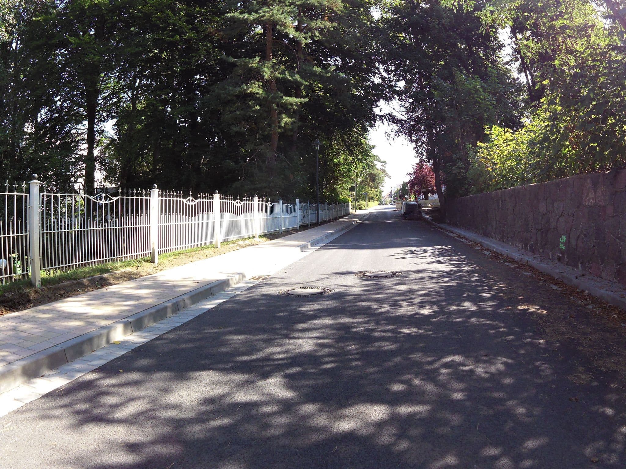 Street view near Villa Grenzschlößchen, Whg. 01, Seebad Heringsdorf — © zoegglmeyr (CC BY-SA · Mapillary)