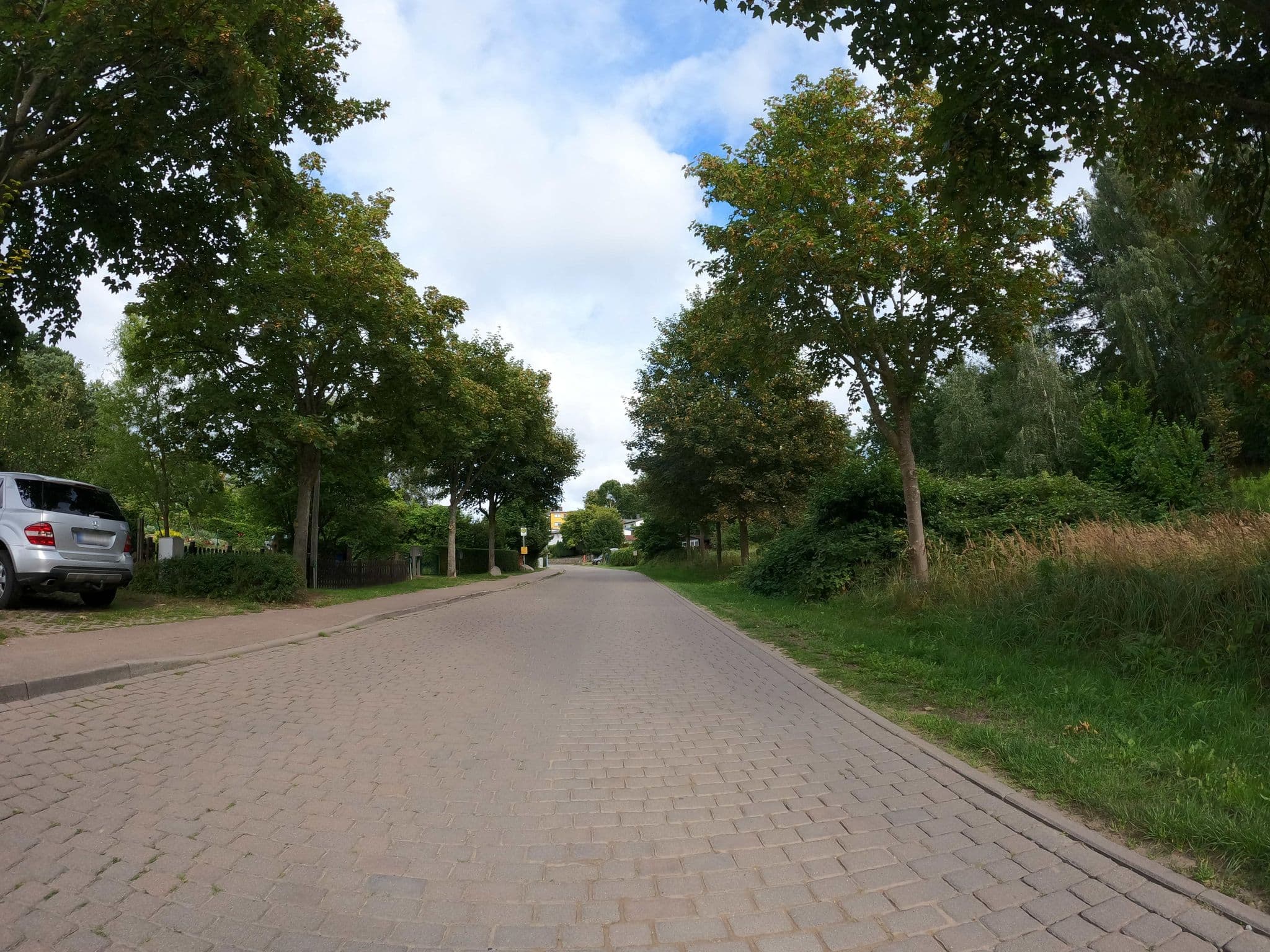 Street view near Villa Charlot, Ostseebad Göhren — © strubbl (CC BY-SA · Mapillary)