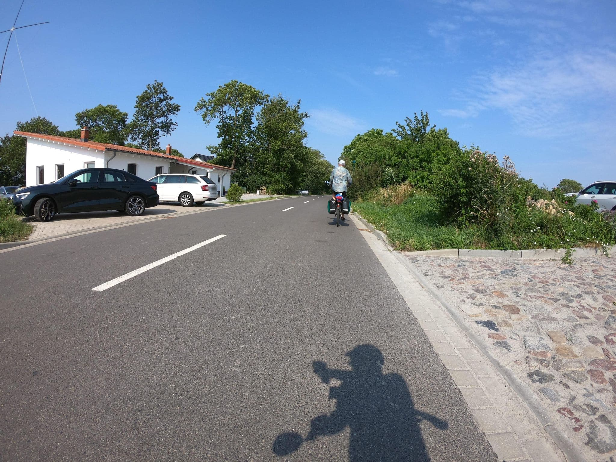 Street view near Ferienhaus am Lotsenturm, Usedom — © masterofnoroad (CC BY-SA · Mapillary)