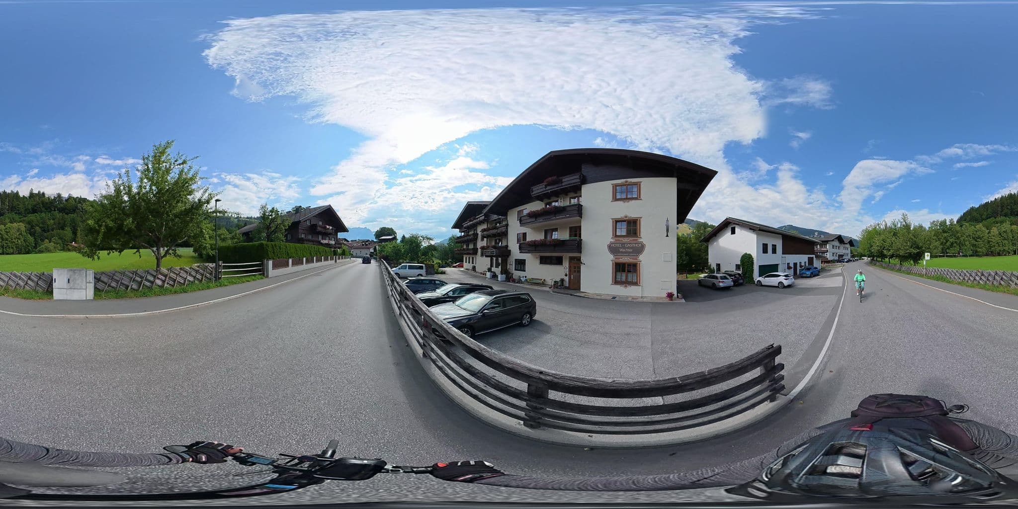 Street view near Wachter, Saalfelden am Steinernen Meer — © osmplus_org (CC BY-SA · Mapillary)