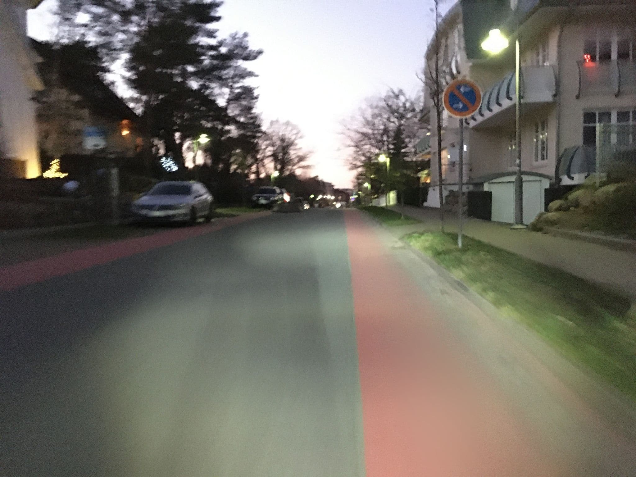 Street view near Zenker Appartments, Ostseebad Binz — © changchun1 (CC BY-SA · Mapillary)