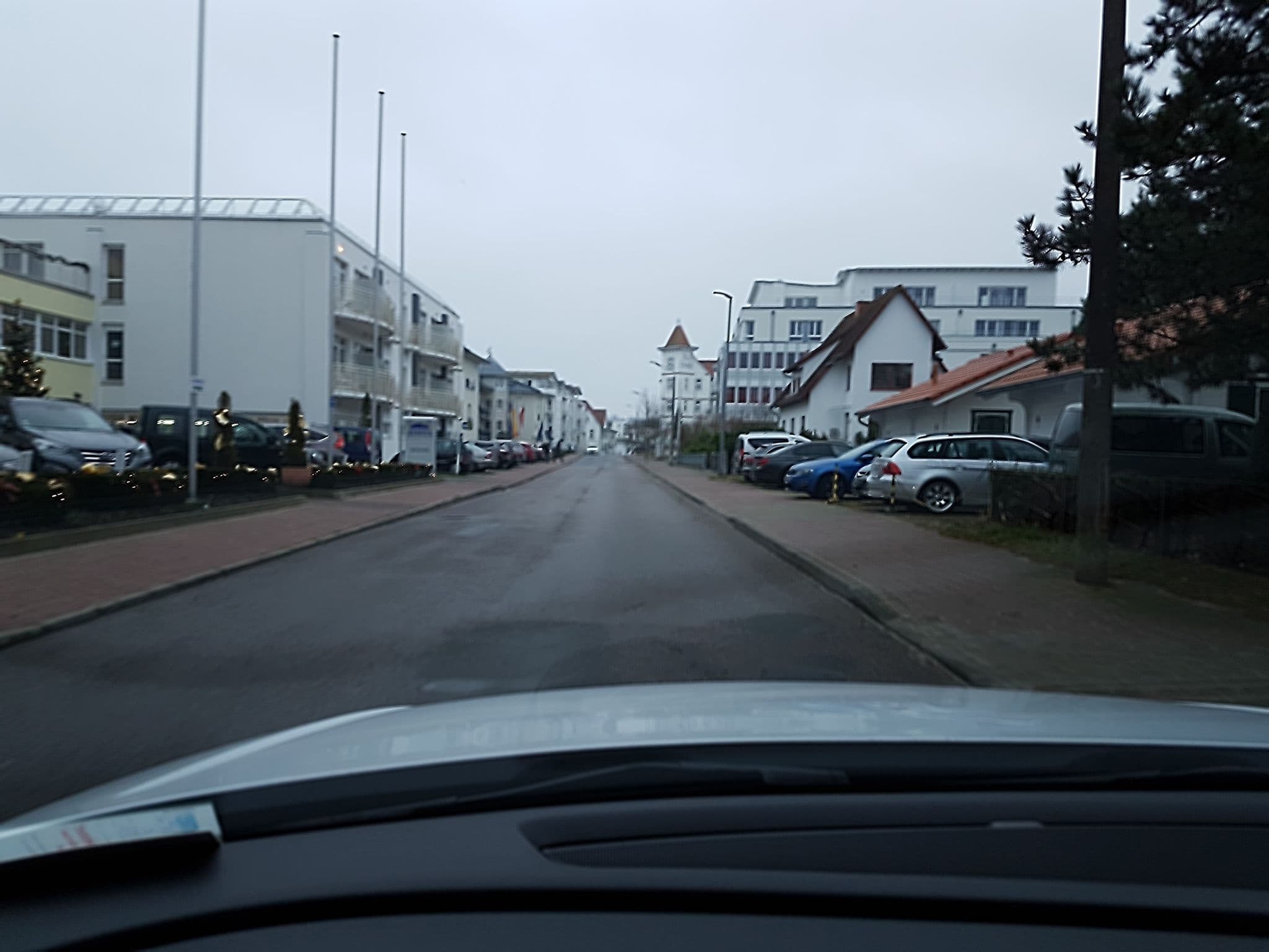 Street view near ARKONA Strandhotel, Ostseebad Binz — © changchun1 (CC BY-SA · Mapillary)