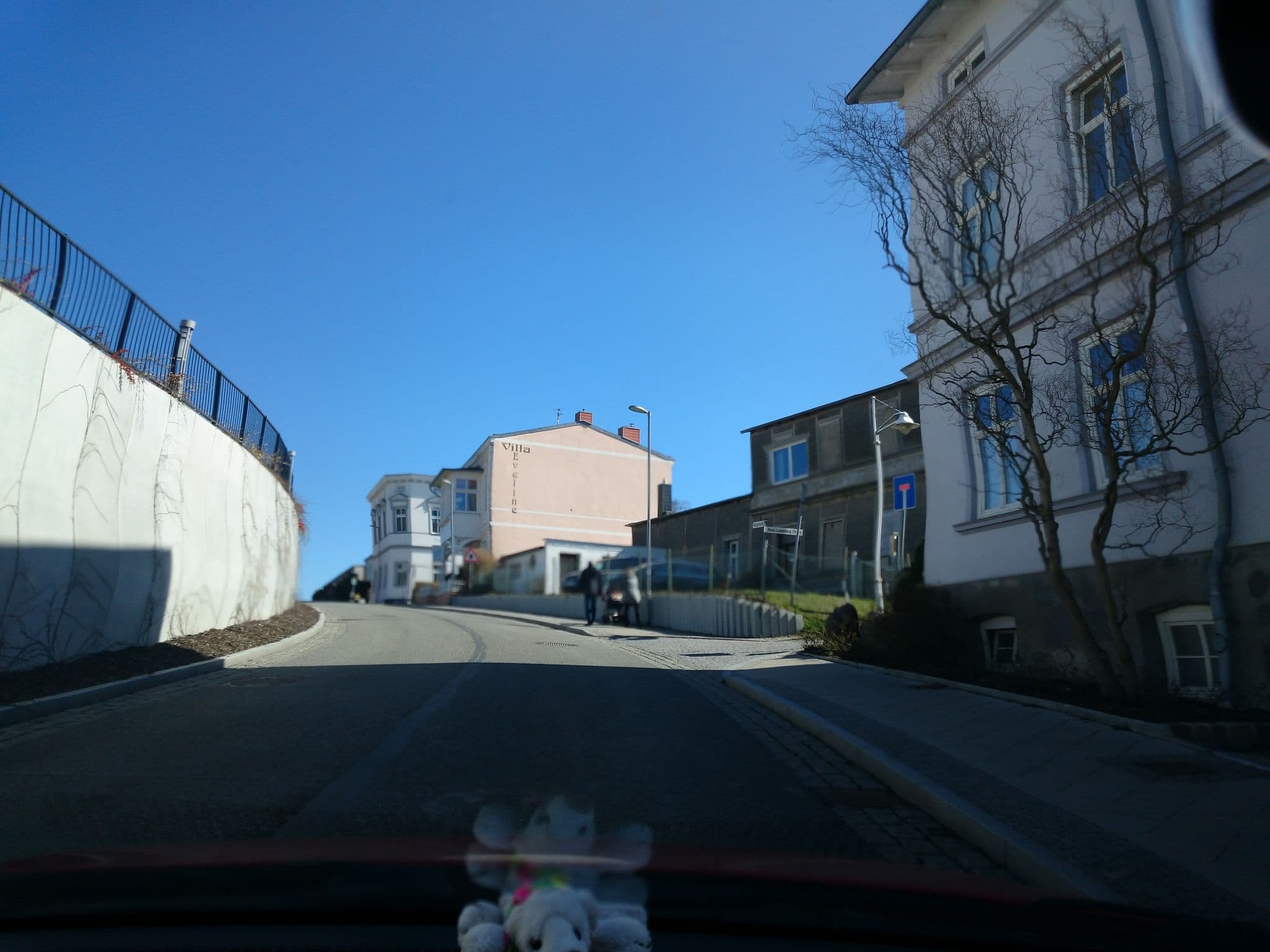 Street view near Villa Melanie, Sassnitz — © jacobbraeutigam (CC BY-SA · Mapillary)