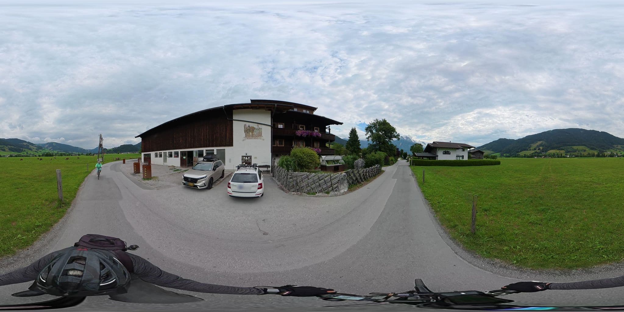 Street view near Gasthof "Matzhof", Saalfelden am Steinernen Meer — © osmplus_org (CC BY-SA · Mapillary)