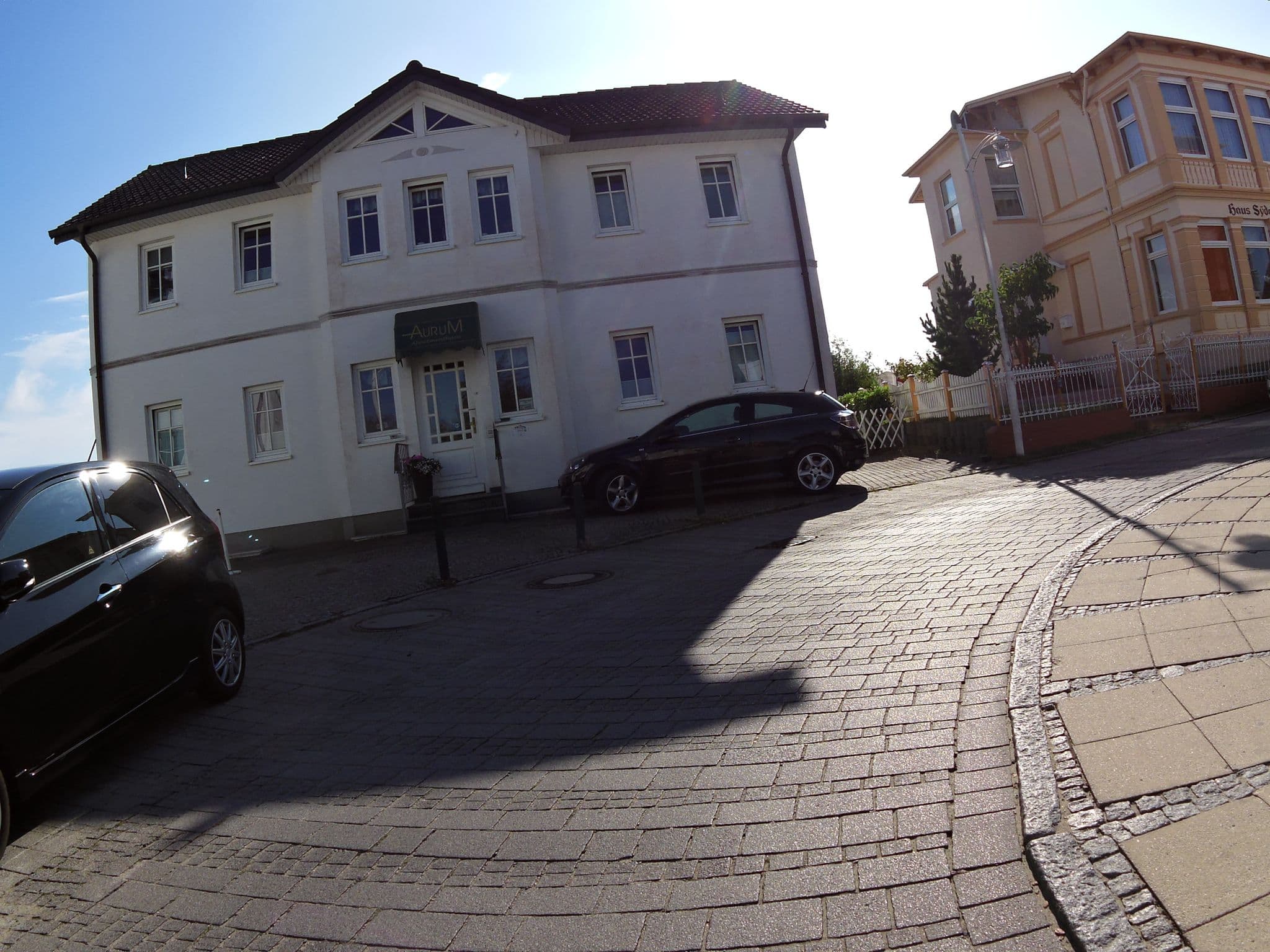 Street view near Apartmenthaus Aurum, Seebad Heringsdorf — © zoegglmeyr (CC BY-SA · Mapillary)
