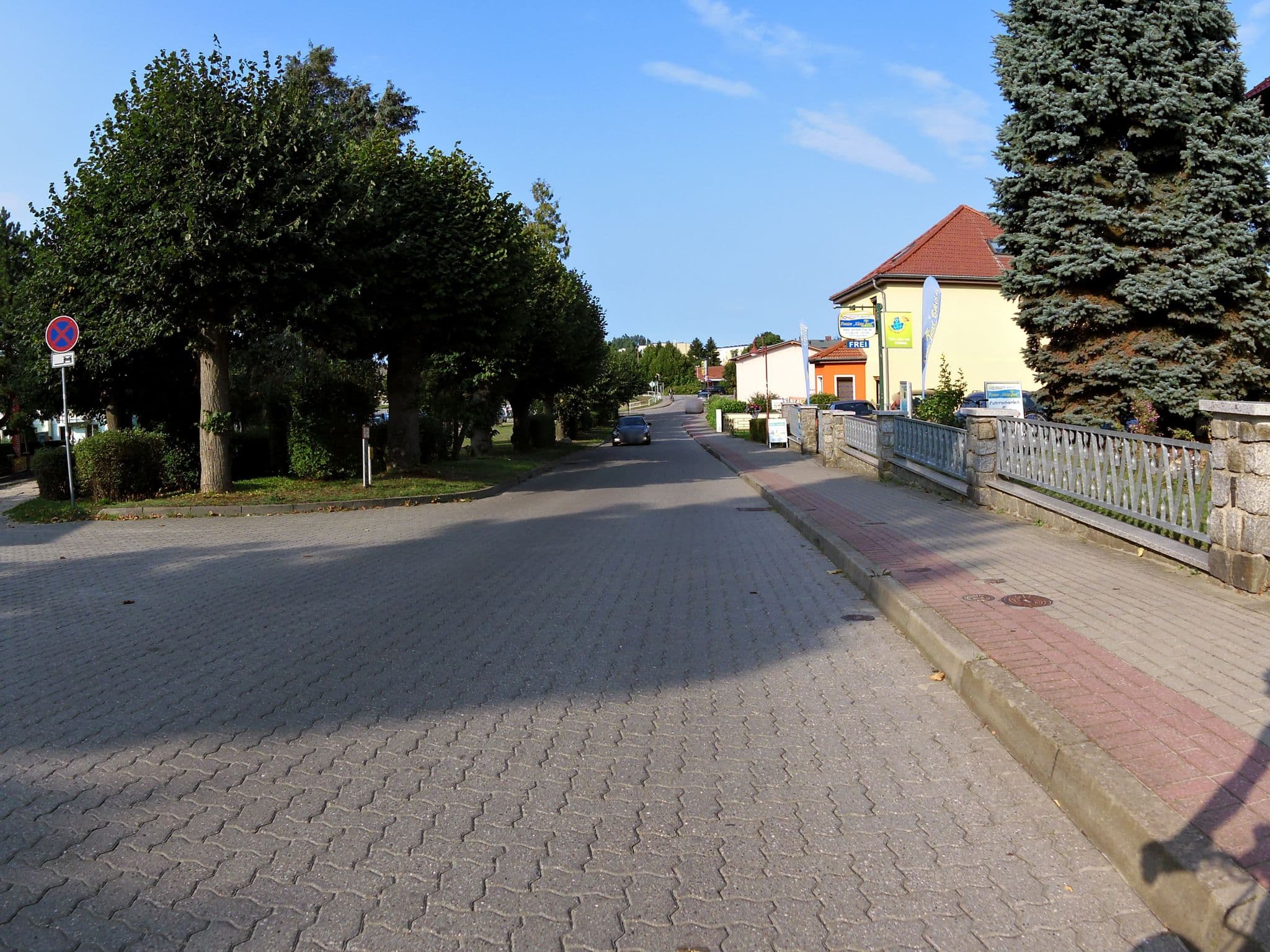 Street view near Pension KleineInsel, Seebad Heringsdorf — © zoegglmeyr (CC BY-SA · Mapillary)