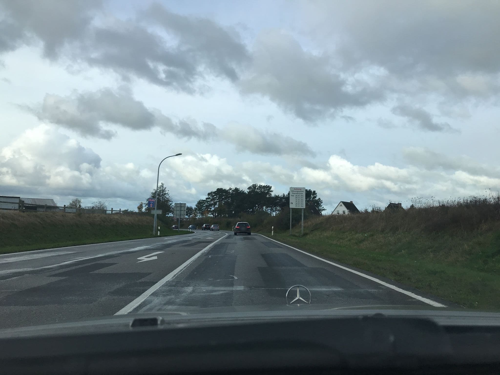 Street view near Landhaus Teichgraf, Wolgast — © saschahaberkorn (CC BY-SA · Mapillary)