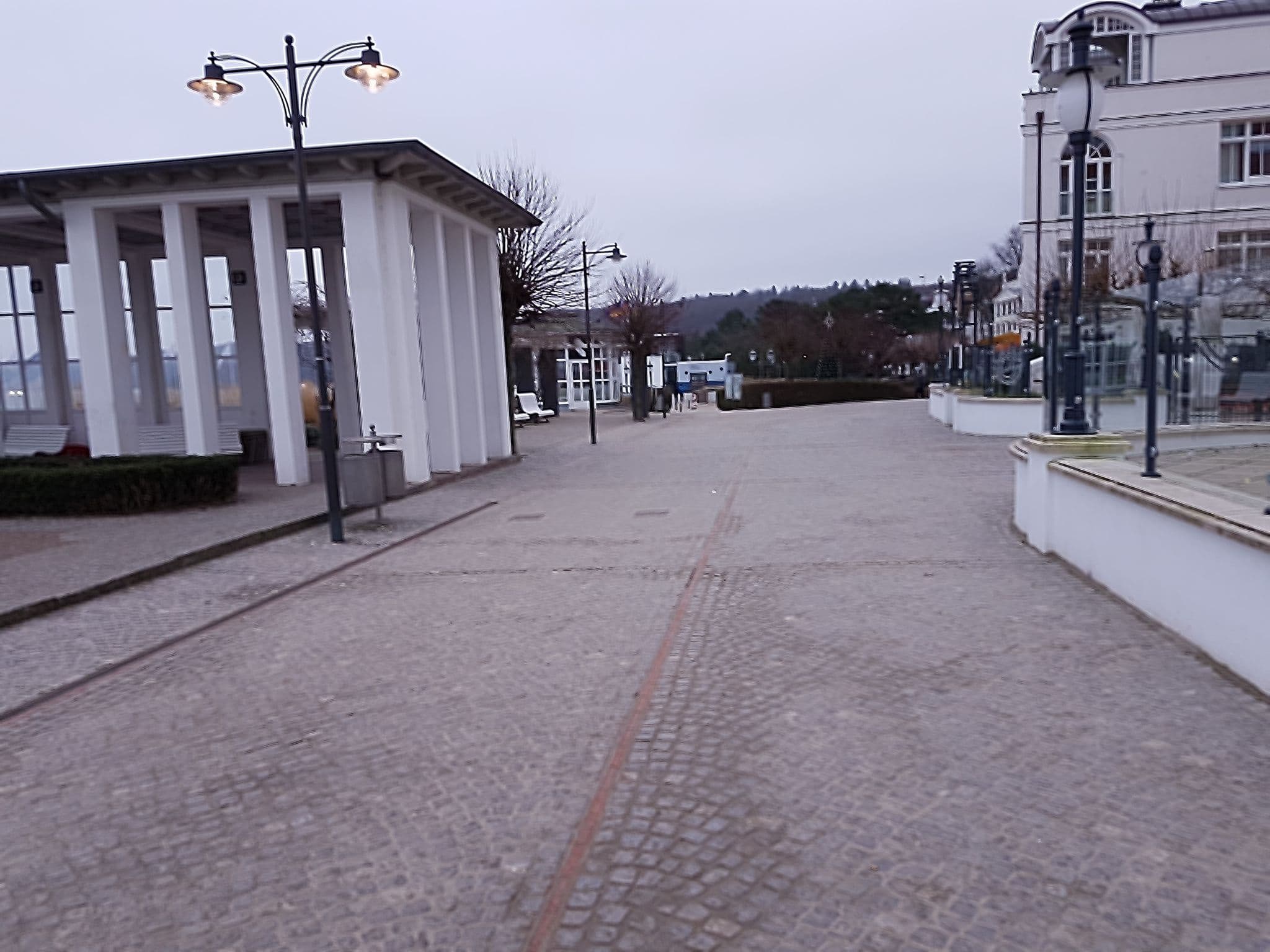 Street view near Binz, Ostseebad Binz — © changchun1 (CC BY-SA · Mapillary)