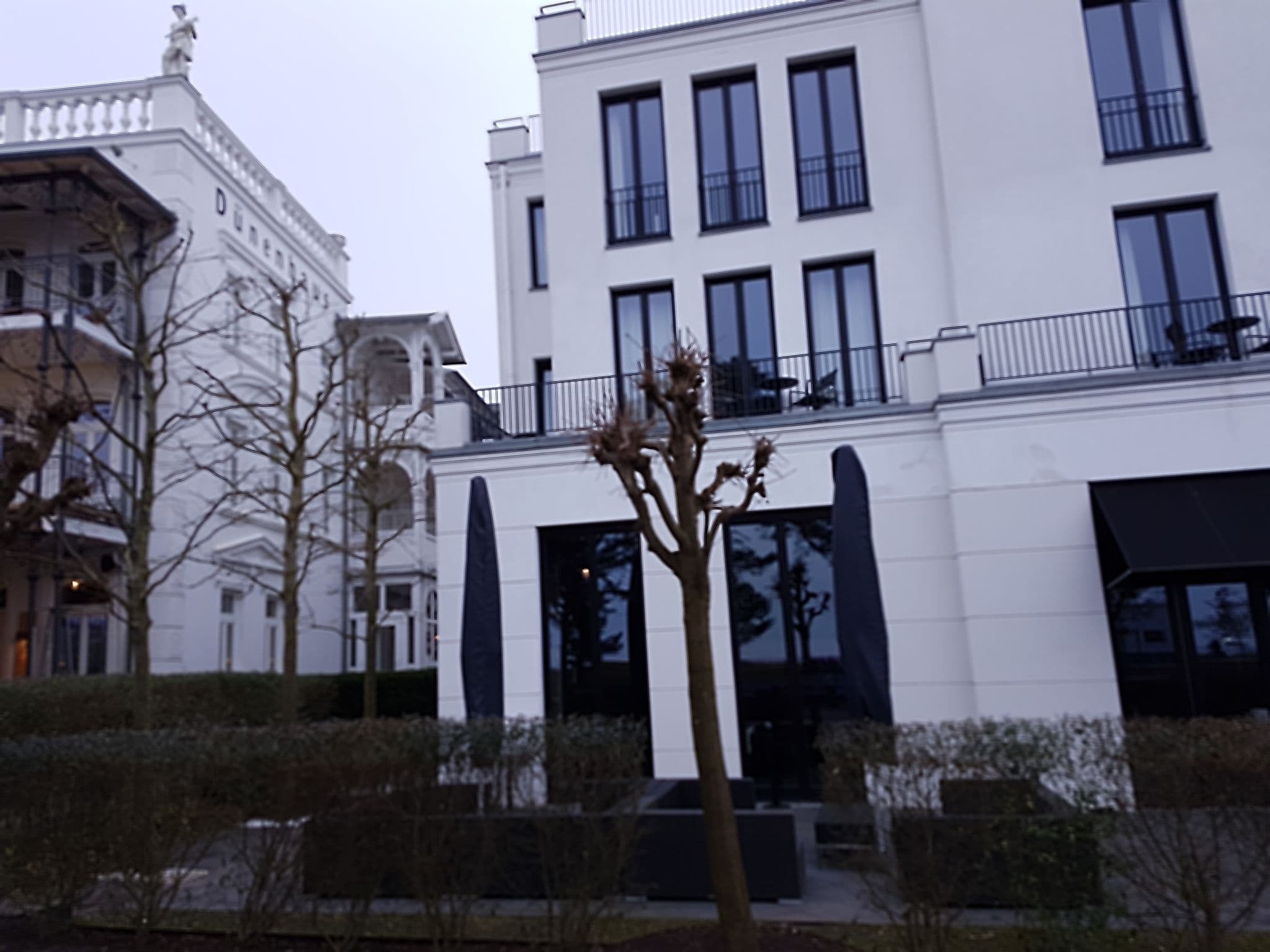 Street view near Cerês Hotel Betriebsgesellschaft, Ostseebad Binz — © changchun1 (CC BY-SA · Mapillary)
