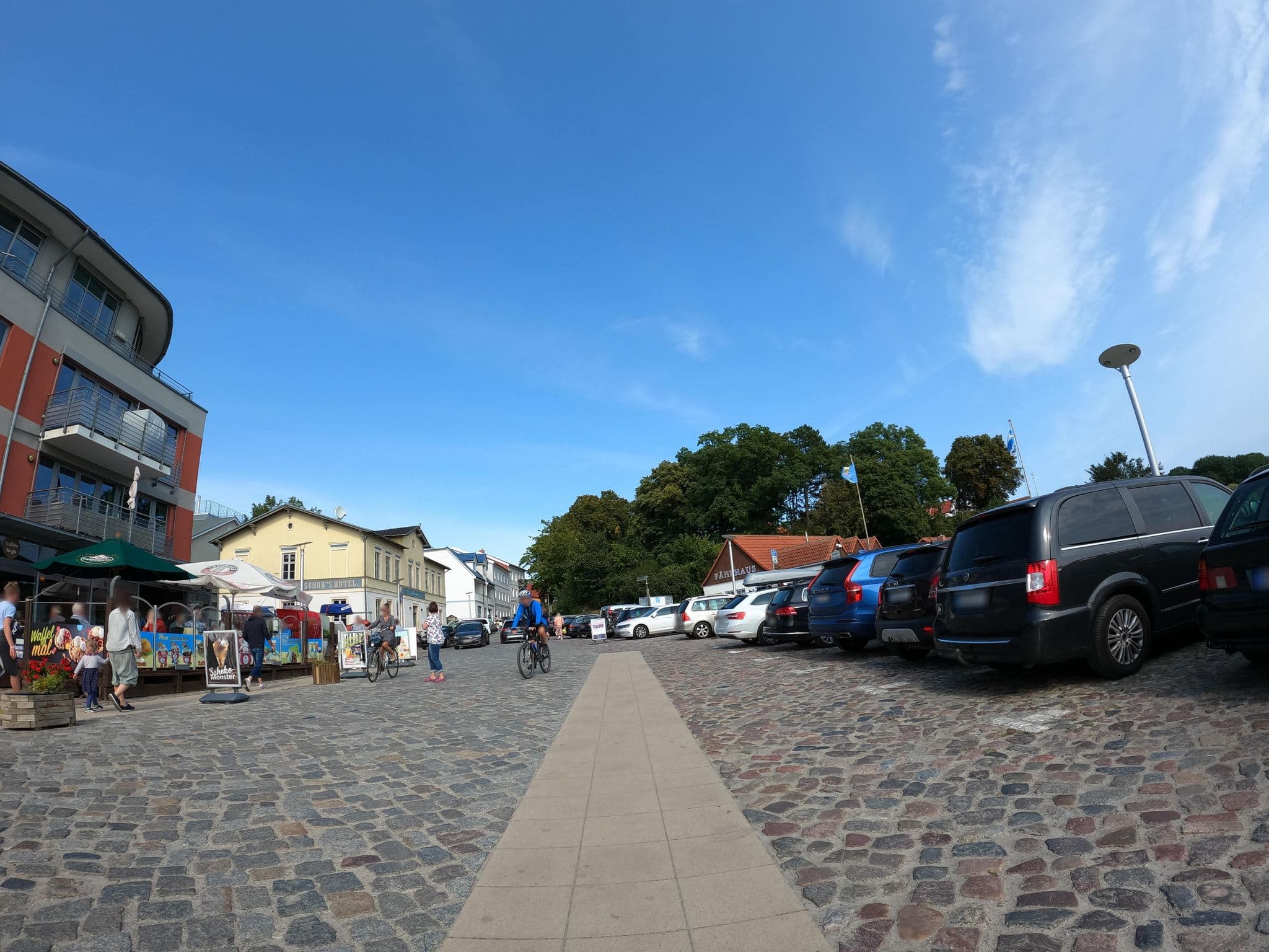 Street view near Stranddistel, Altefähr — © strubbl (CC BY-SA · Mapillary)