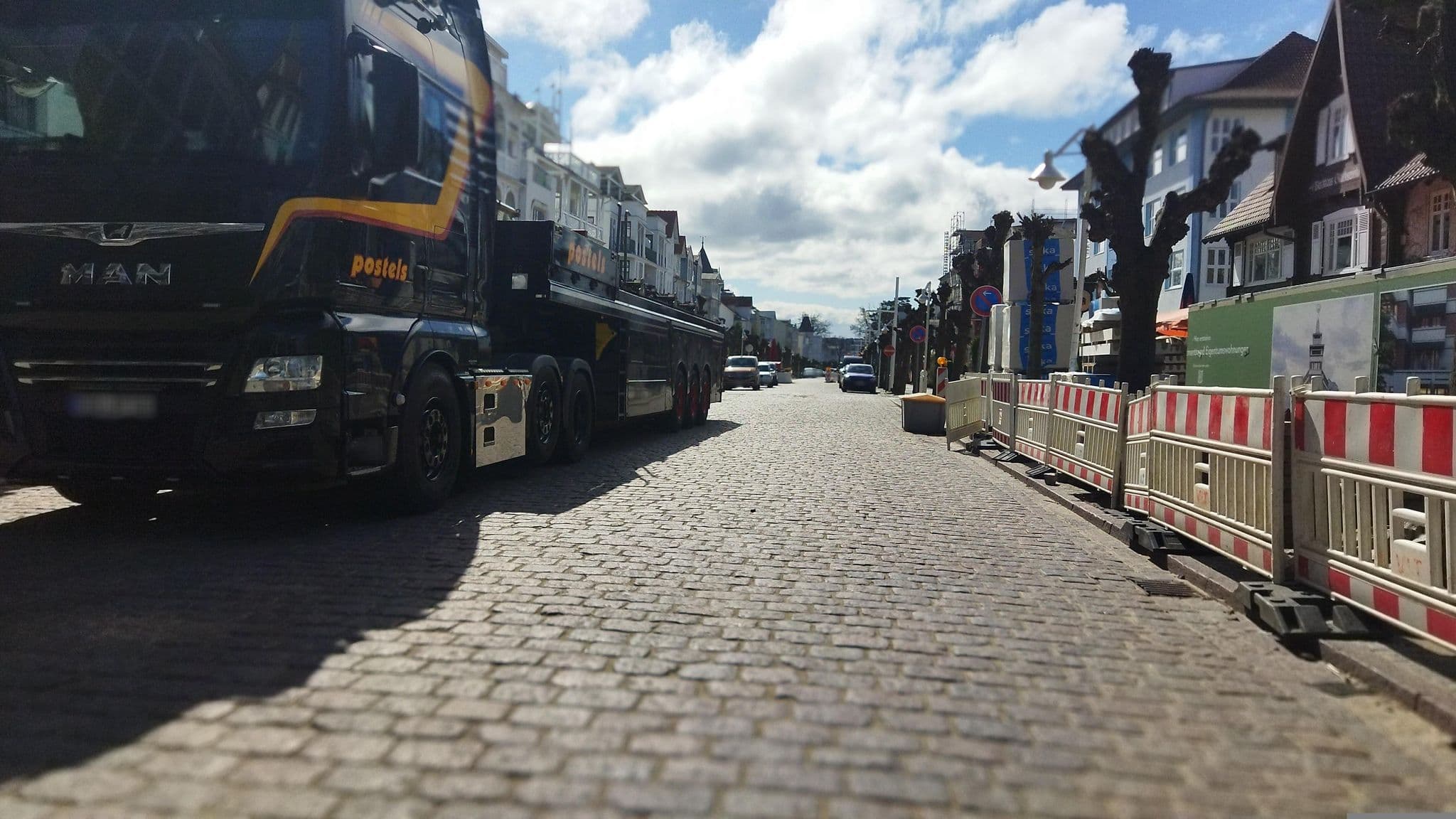 Street view near Travel Charme Hotel GmbH, Sellin — © changchun1 (CC BY-SA · Mapillary)