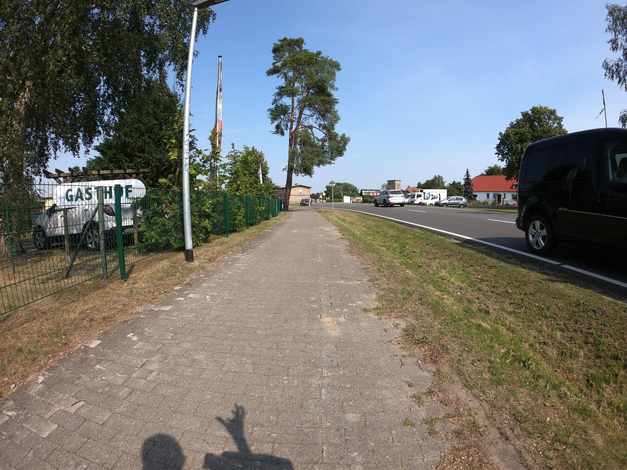 Street view near Gasthof "Zur Linde", Lassan — © masterofnoroad (CC BY-SA · Mapillary)