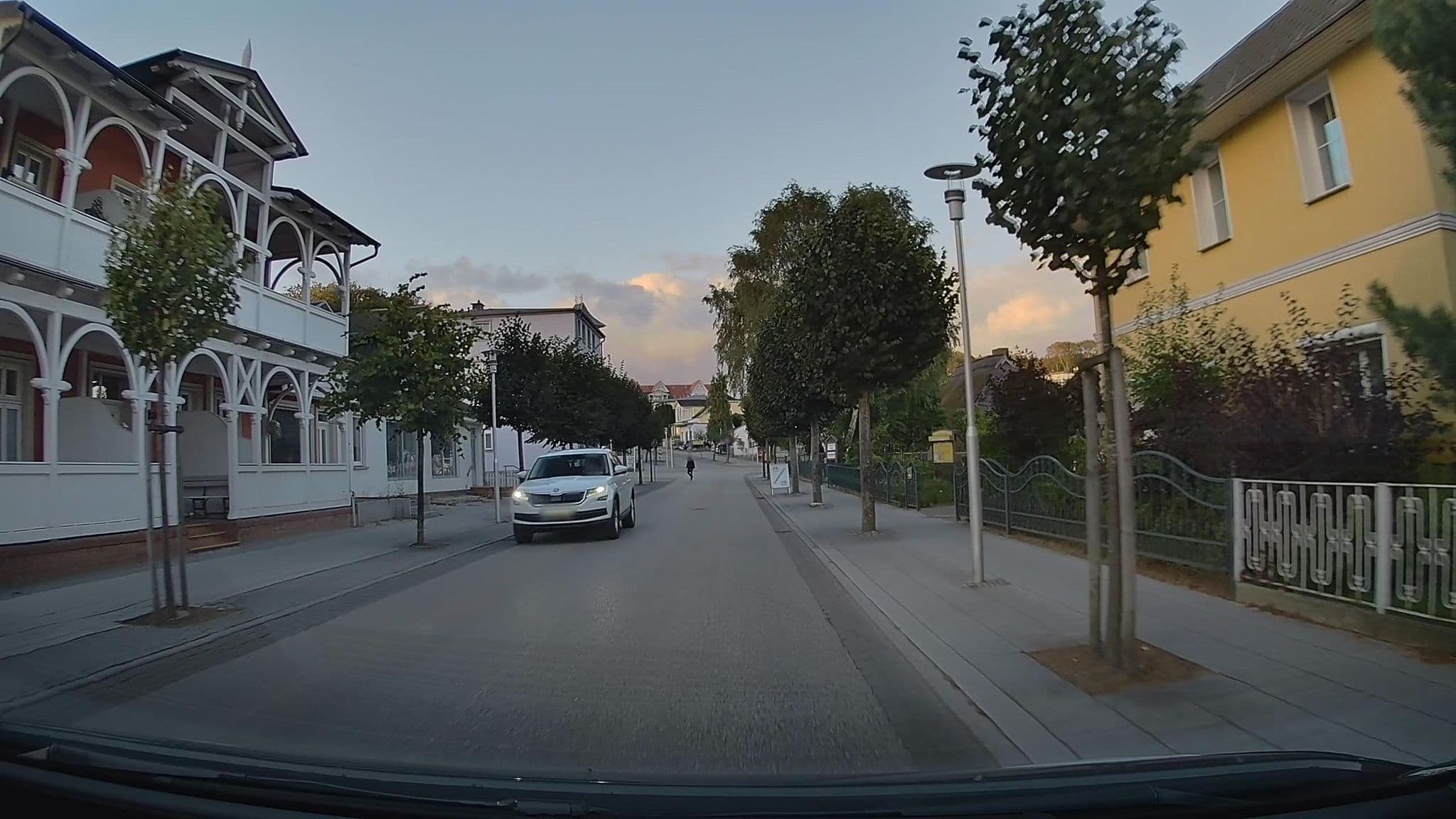 Street view near Villa Bertha, Sellin — © hendel (CC BY-SA · Mapillary)
