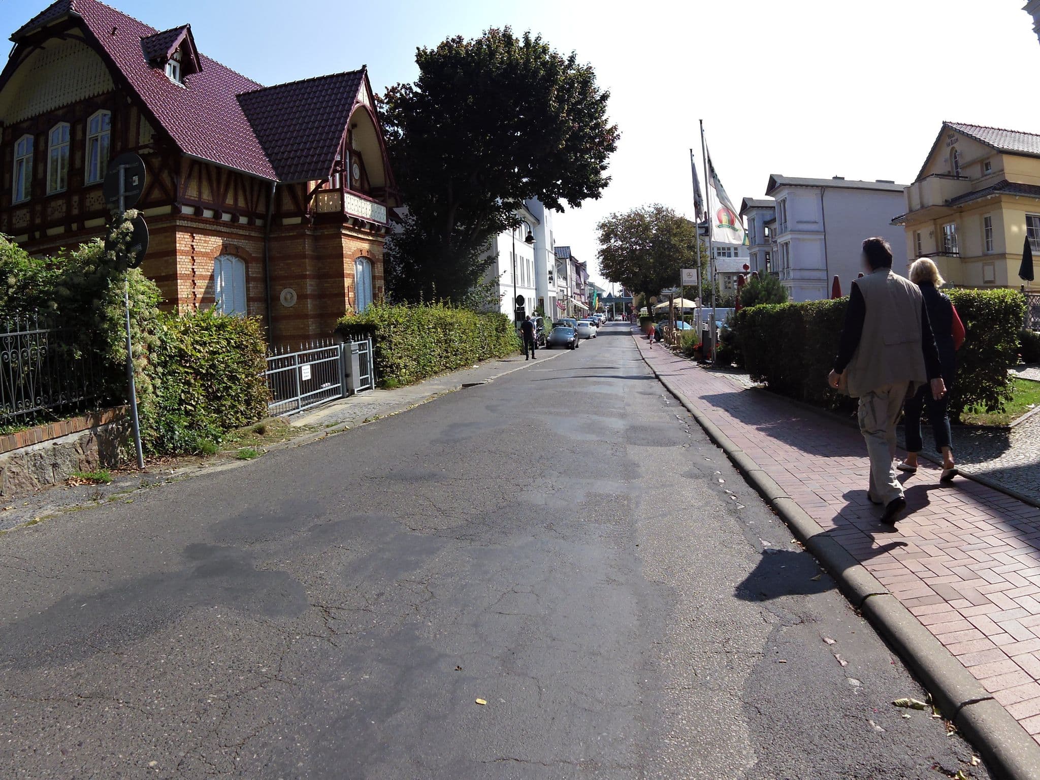 Street view near Hotel An der Boje, Seebad Heringsdorf — © zoegglmeyr (CC BY-SA · Mapillary)