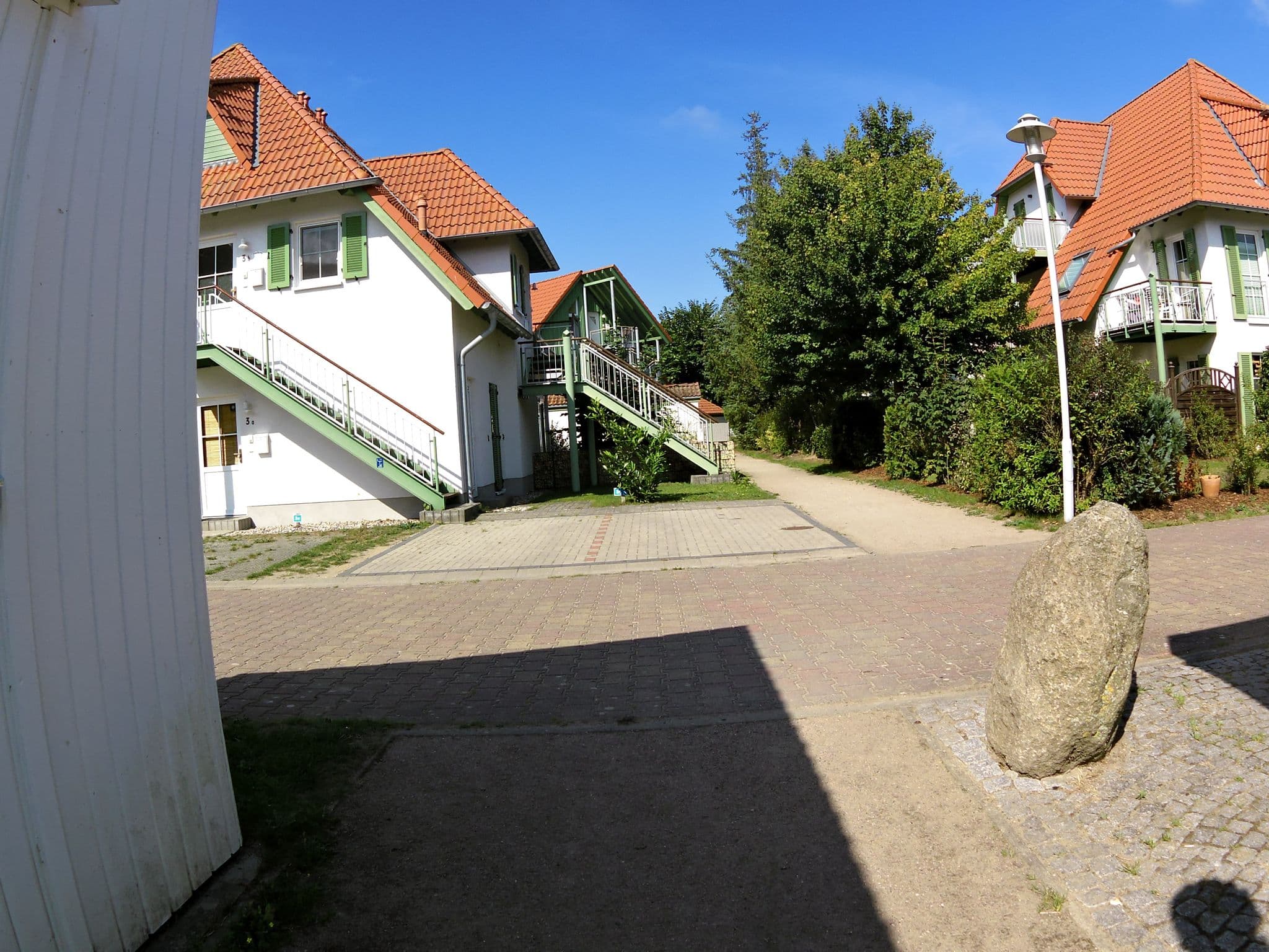 Street view near Ferienwohnung Usedomresidenz, Karlshagen — © zoegglmeyr (CC BY-SA · Mapillary)
