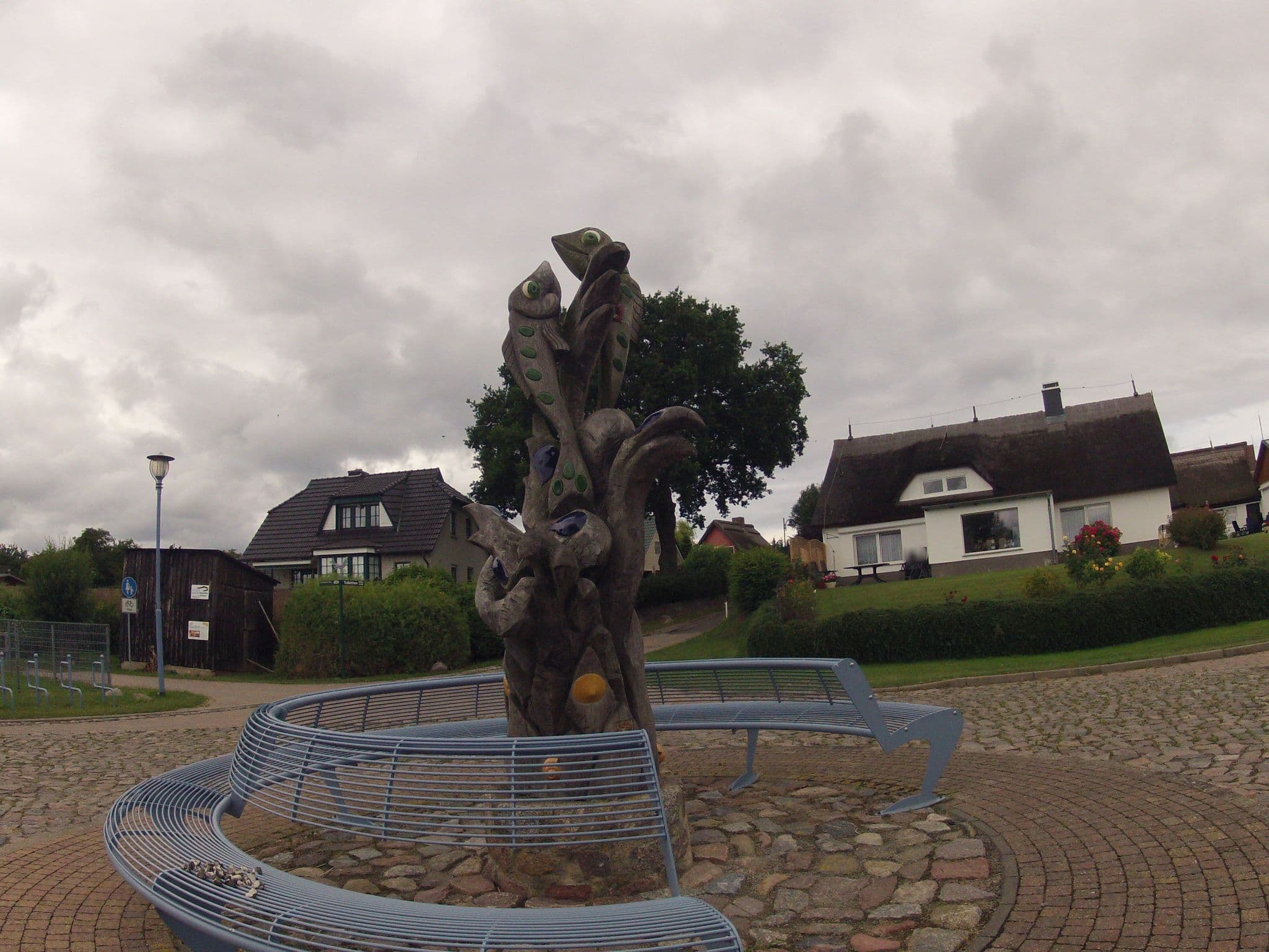 Street view near Ferienhof Schön, Koserow — © fahrradfahrer (CC BY-SA · Mapillary)