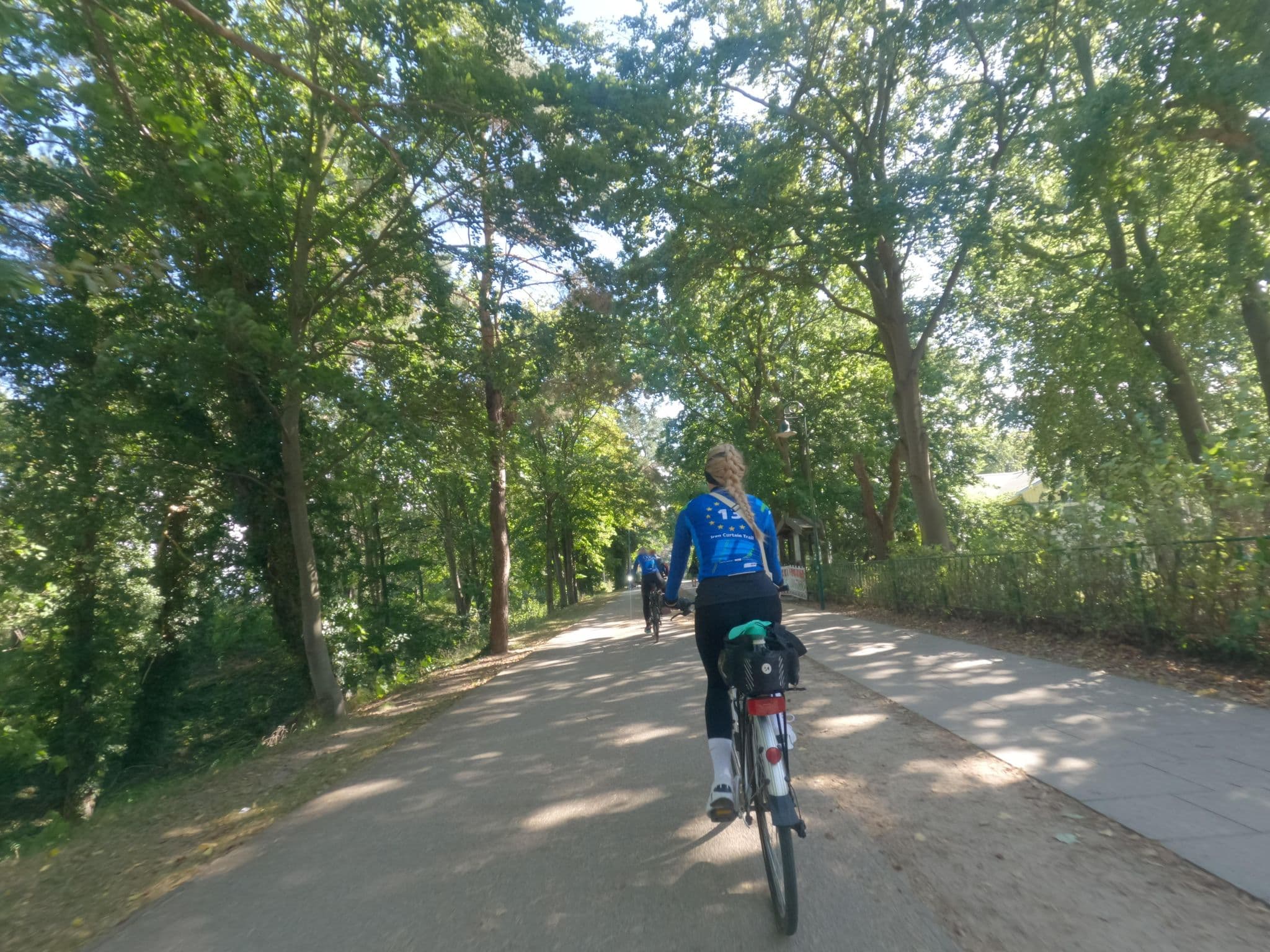 Street view near Hotel Coralle, Seebad Heringsdorf — © masterofnoroad (CC BY-SA · Mapillary)