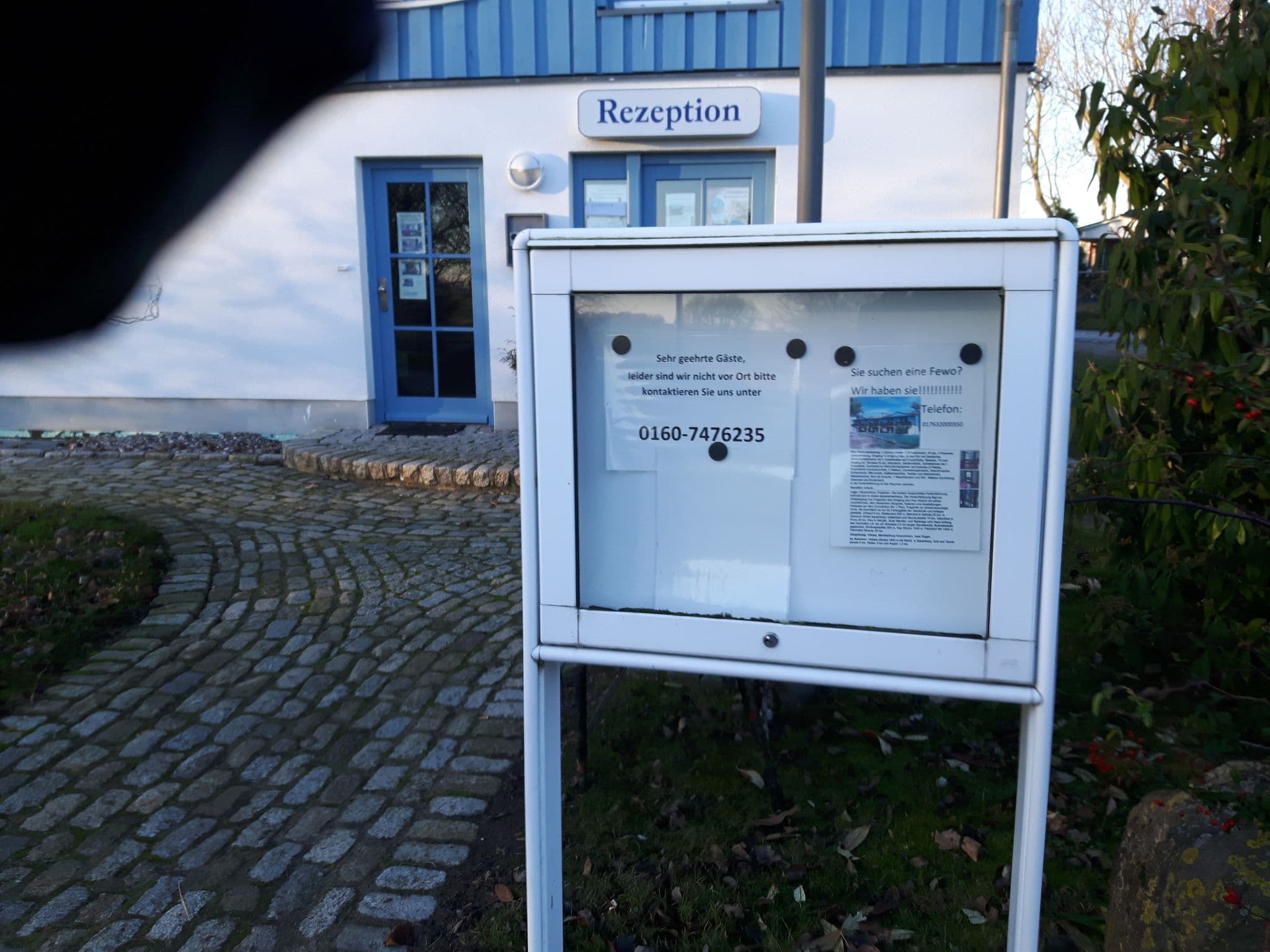 Street view near Ferienwohnungen in der Ferienanlage Kap Arkona, Wiek — © changchun1 (CC BY-SA · Mapillary)